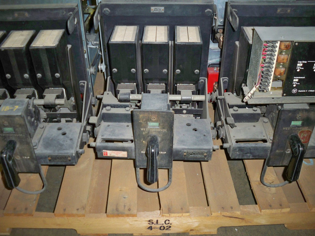 Picture of DB-25 W-HSE 600A 600V MO/DO Air Breaker