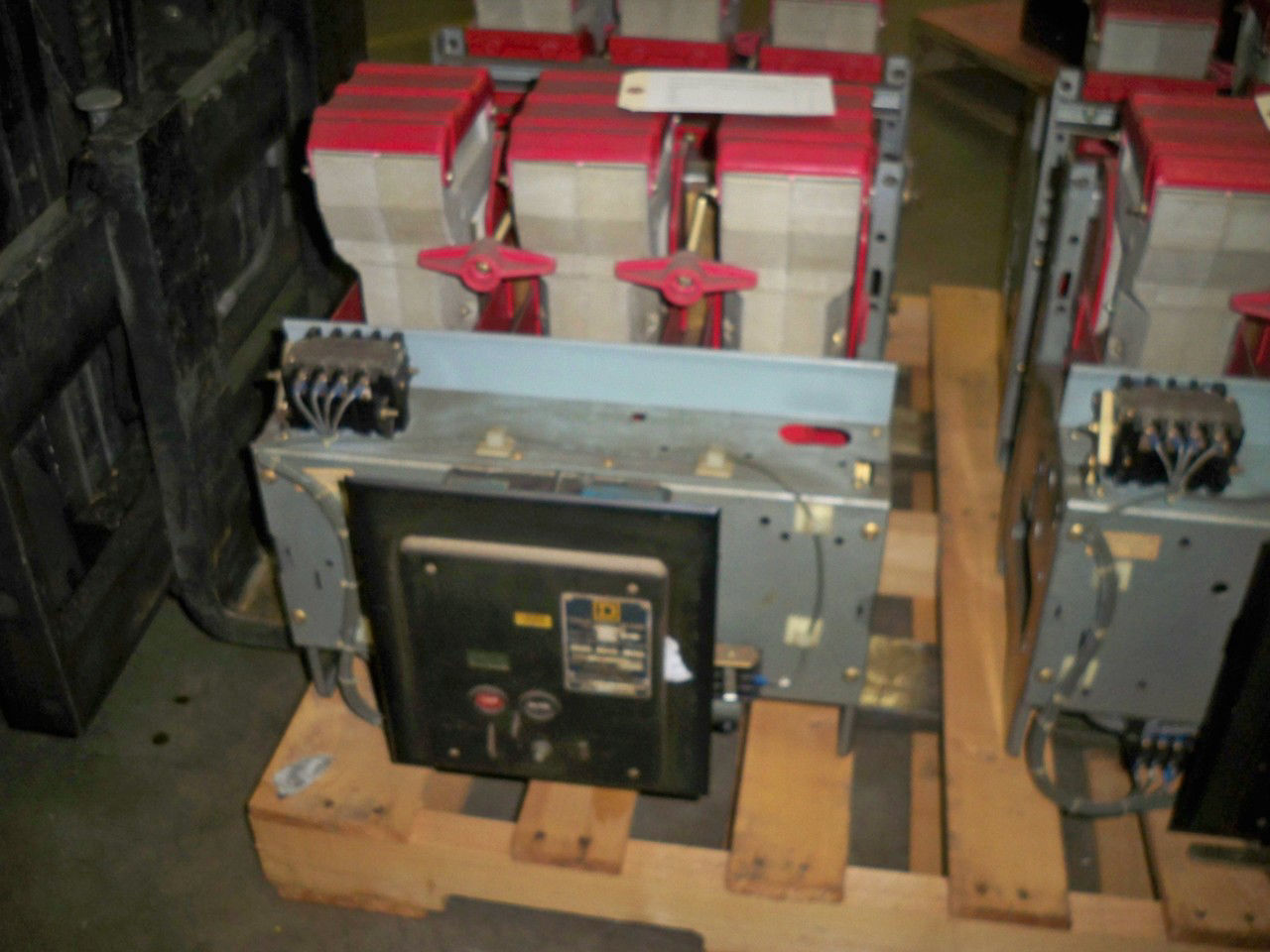 Picture of K-1600 ITE 1600A 600V EO/STATIONARY Air Breaker LI