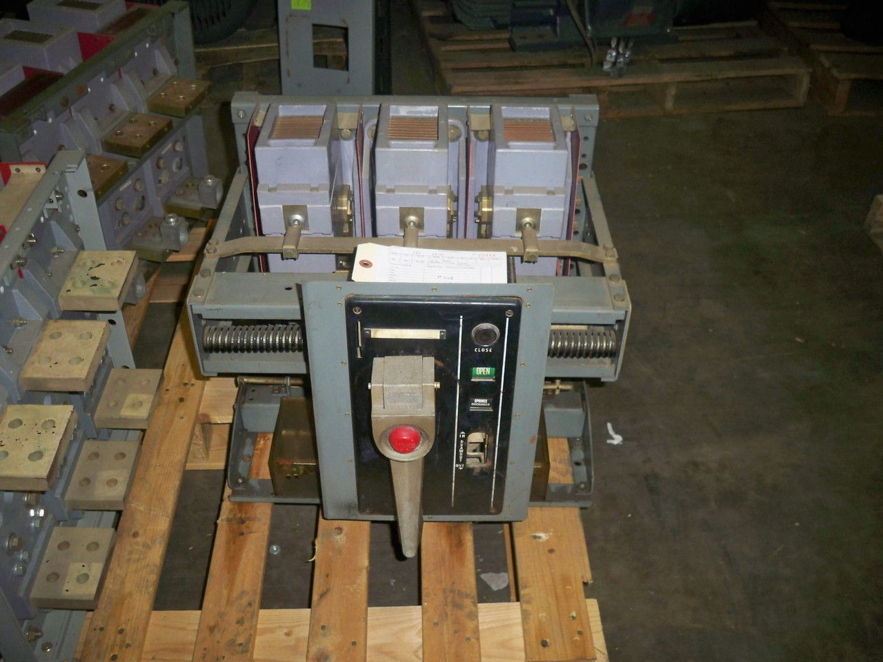 Picture of FP-50 FPE 2000A Frame/ 500-800A Rated 600V MO/ST Air Breaker LI