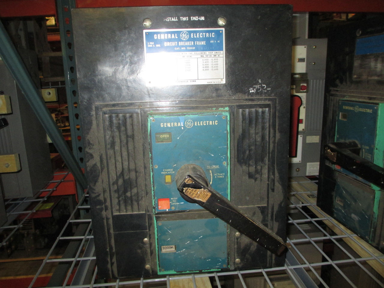 Picture of TS253F GE Circuit Breaker 2500 Amp 600 VAC M/O