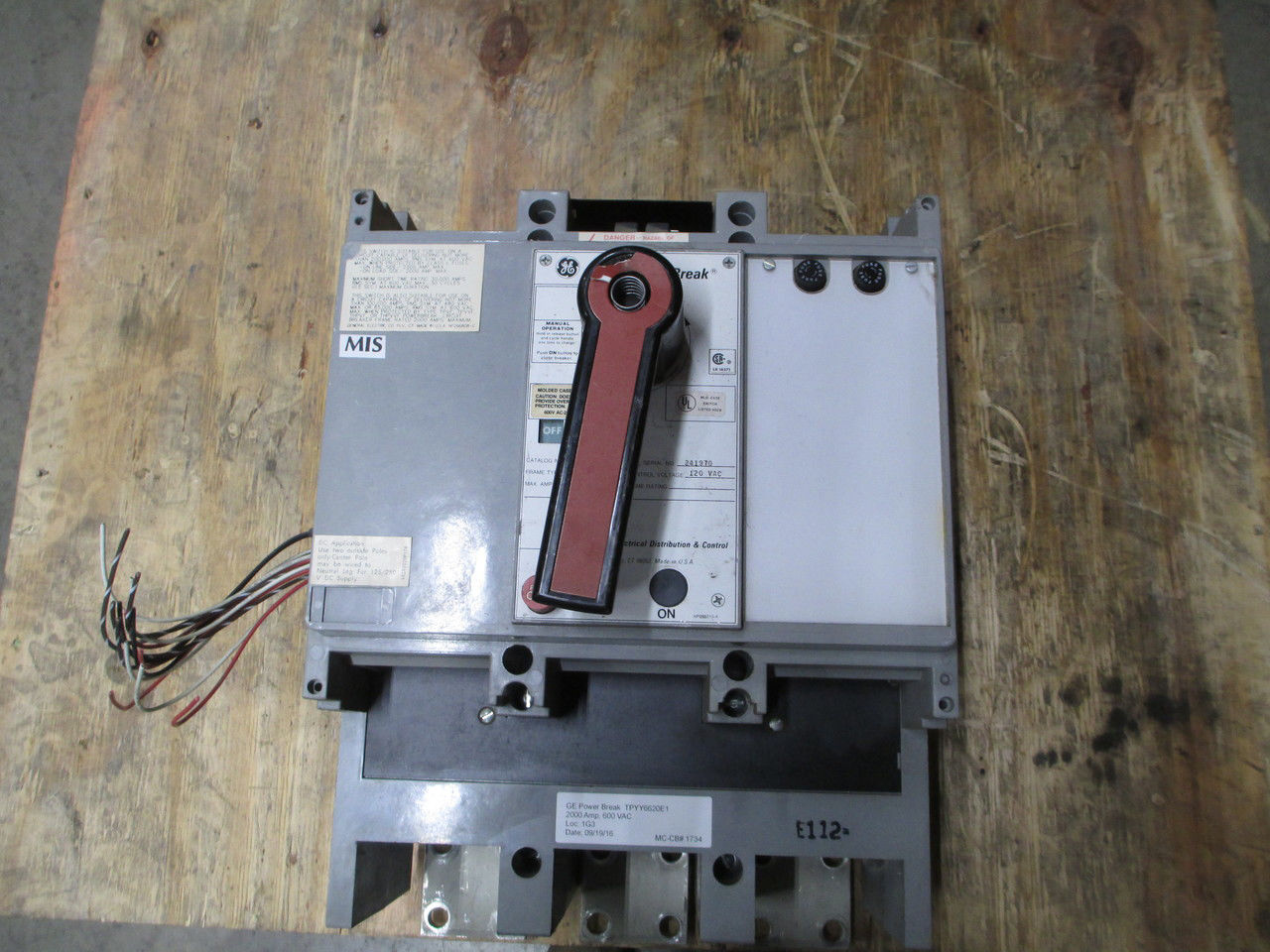 Picture of General Electric TPYY6620E1 Power Break Breaker 2000 Amp 600 VAC E/O F/M
