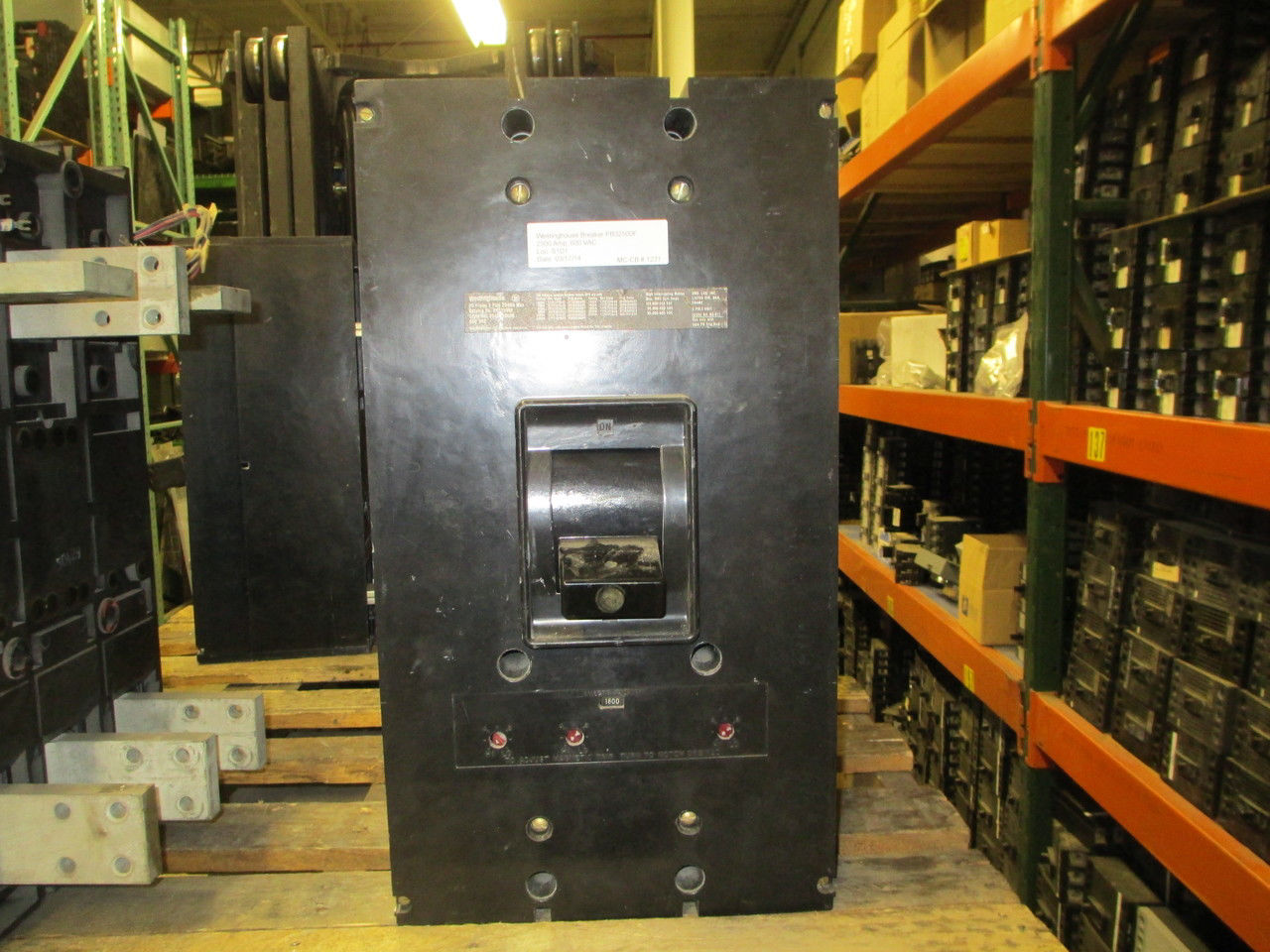 Picture of PB32500F Westinghouse Breaker 2500 Amp 600 VAC