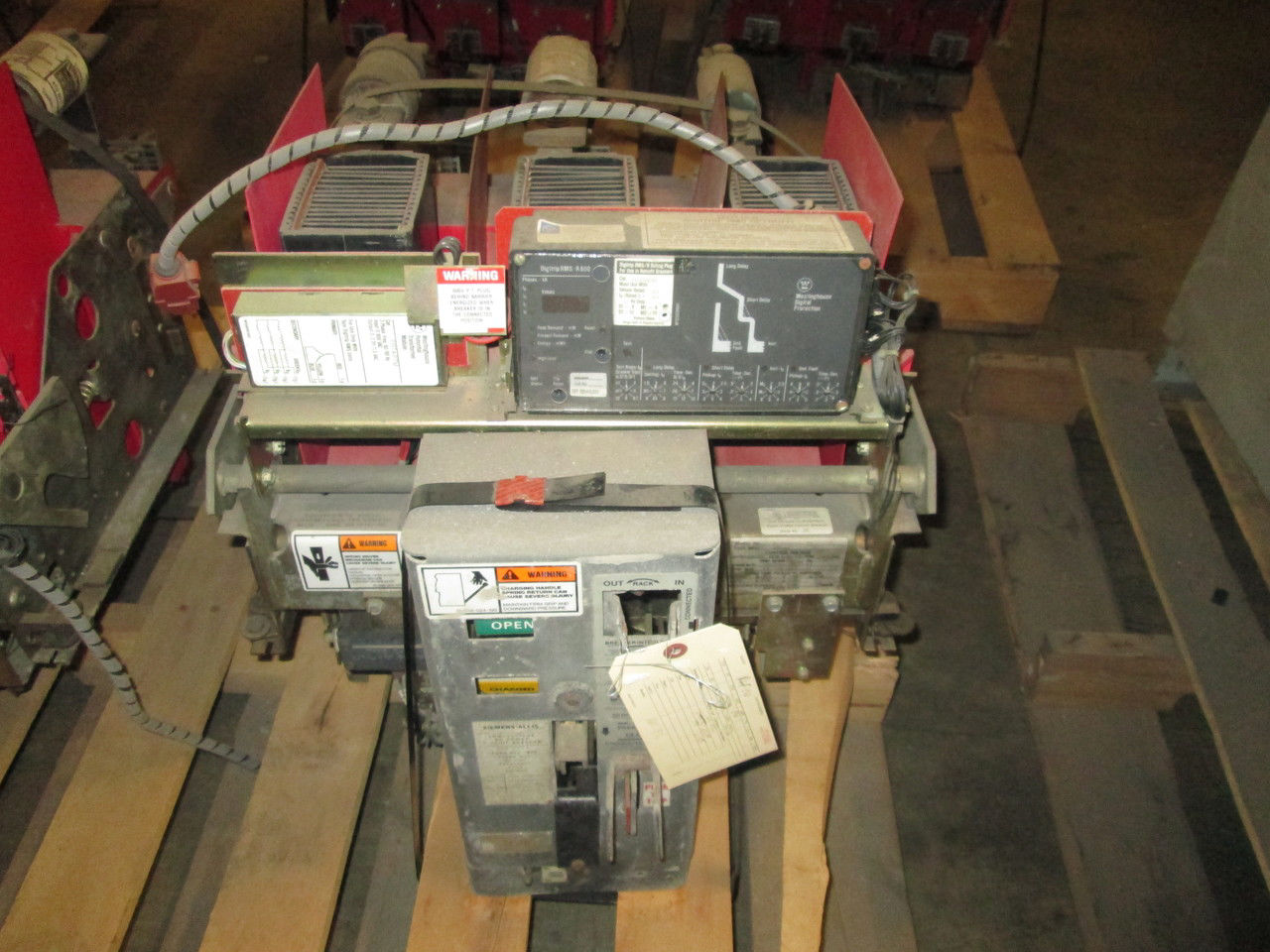 Picture of RLF-800 Siemens-Allis 800A Frame 600A Rated 600V Fused Air Breaker EO/DO LSIG