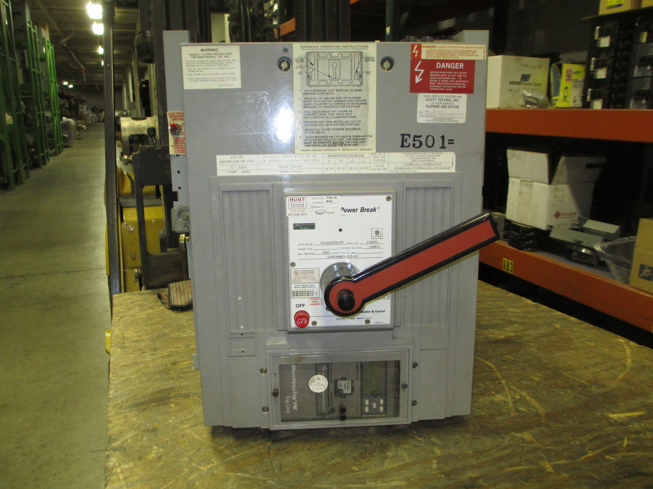 Picture of TC4040TTE1CR GE Power Break Circuit Breaker 4000 Amp 600 VAC E/O D/O