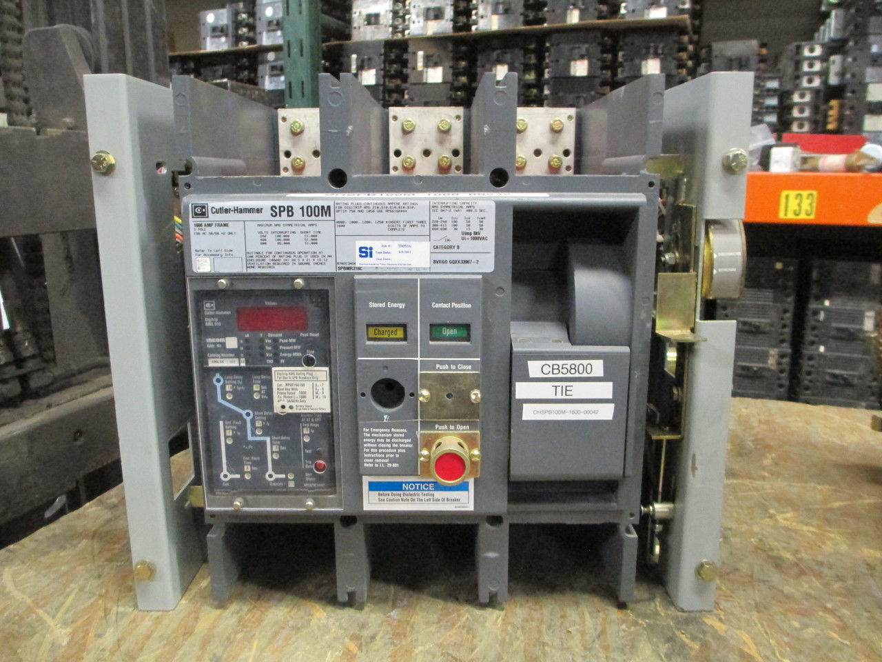 Picture of SPB100M Cutler-Hammer/Westinghouse Breaker 1600 Amp 600 VAC E/O D/O