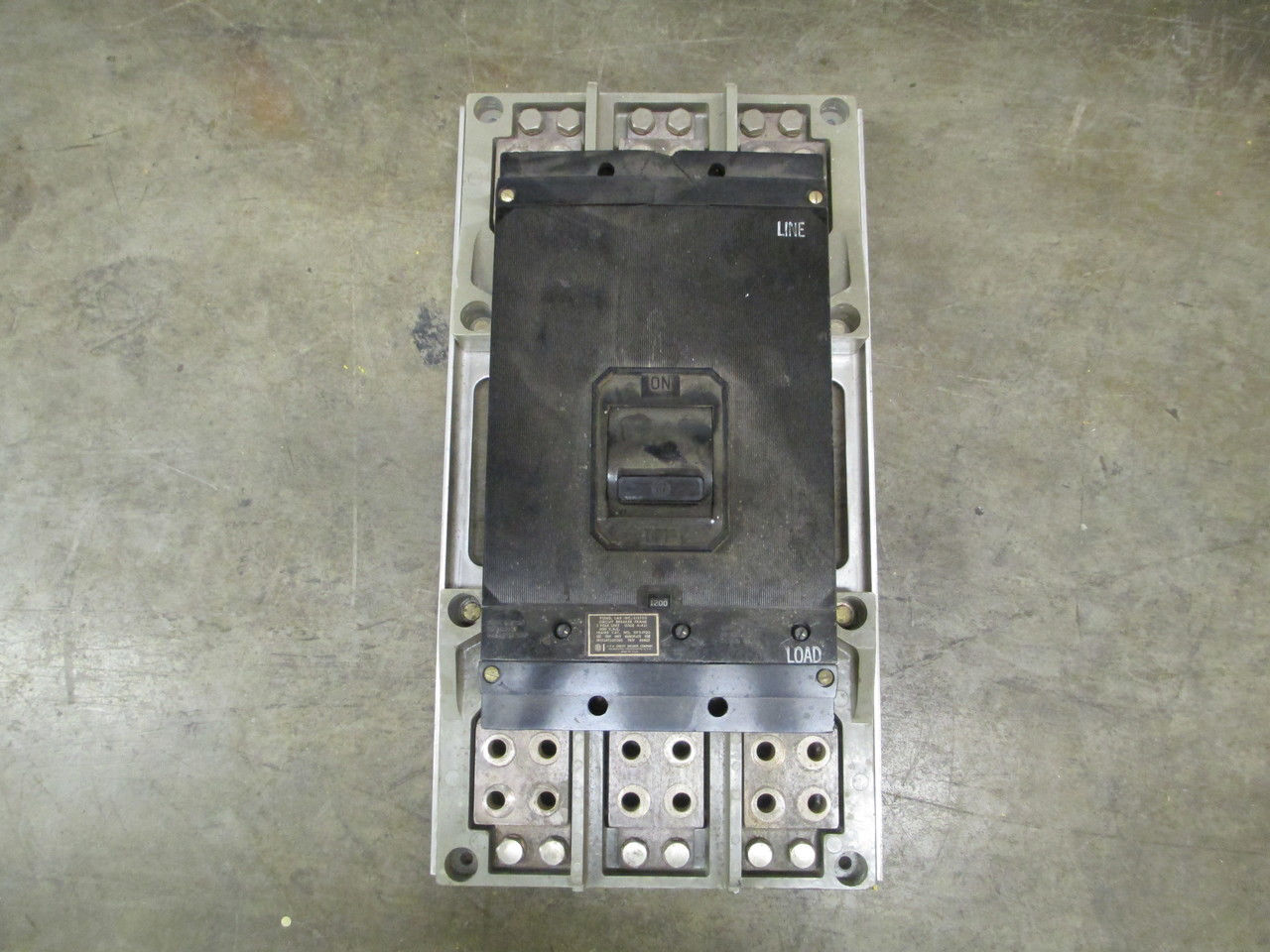 Picture of ITE KP3-F120 Circuit Breaker 1200 Amp 600 VAC