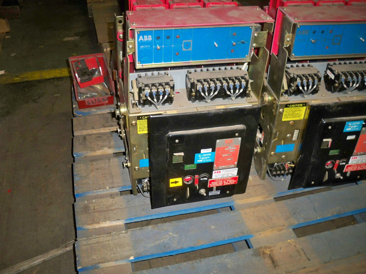 Picture of K-DON800M ABB 800A EO/DO Air Breaker LI