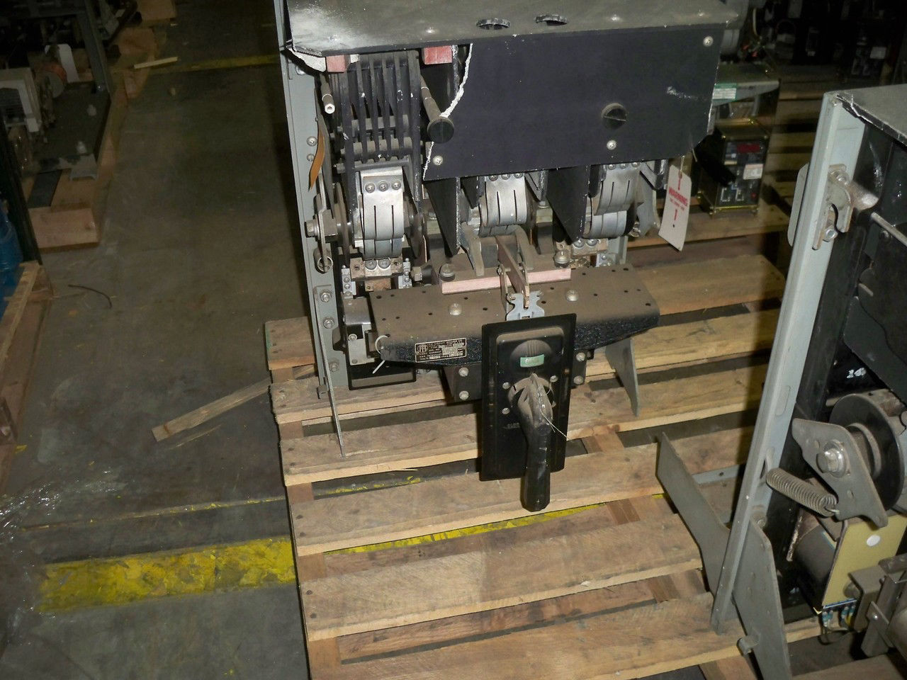 Picture of ITE Older K-Frame 600A 600V MO/DO Air Breaker