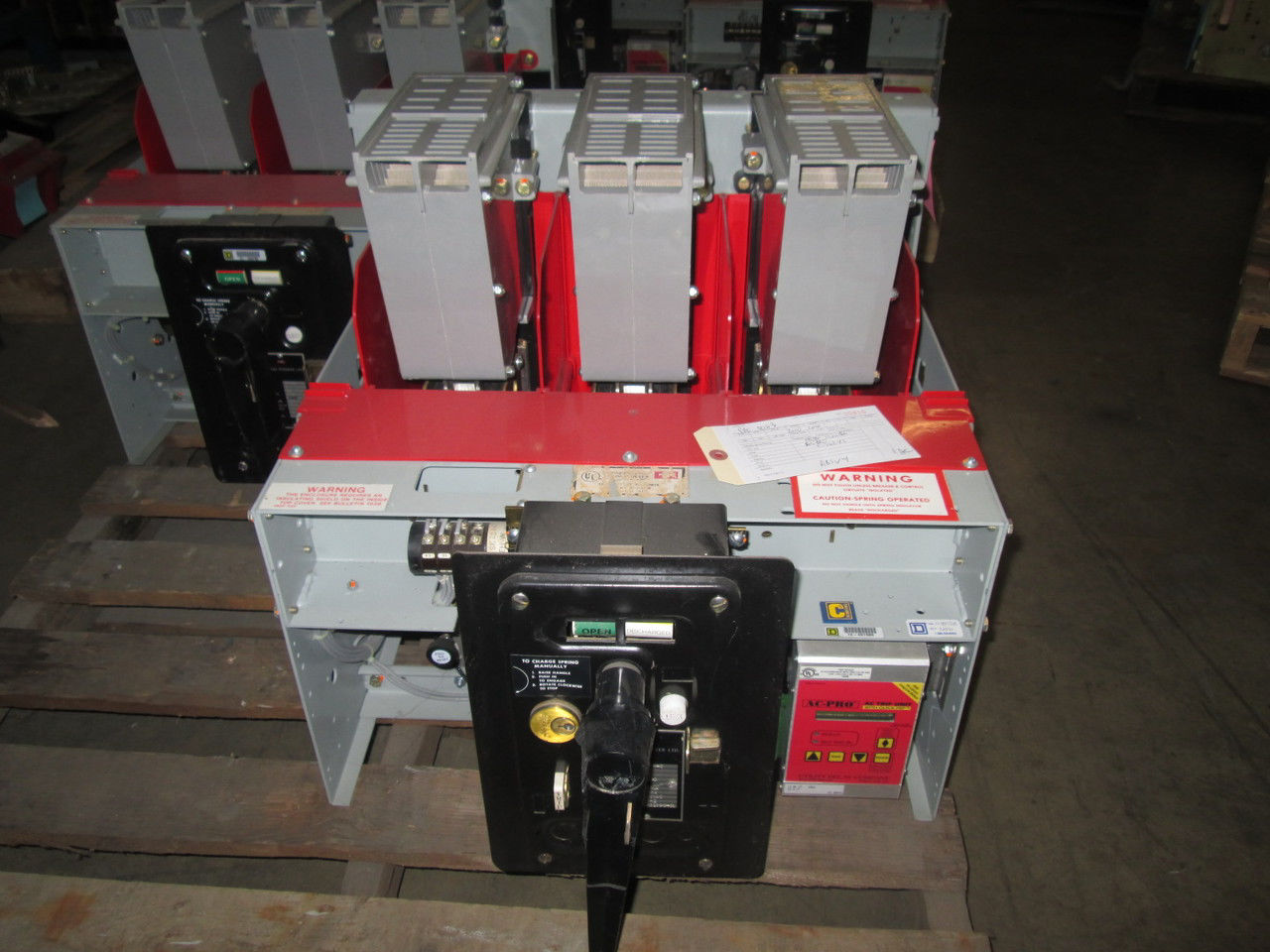 Picture of 50H-3 Federal Pioneer Air Breaker 2000A 600V MO/DO