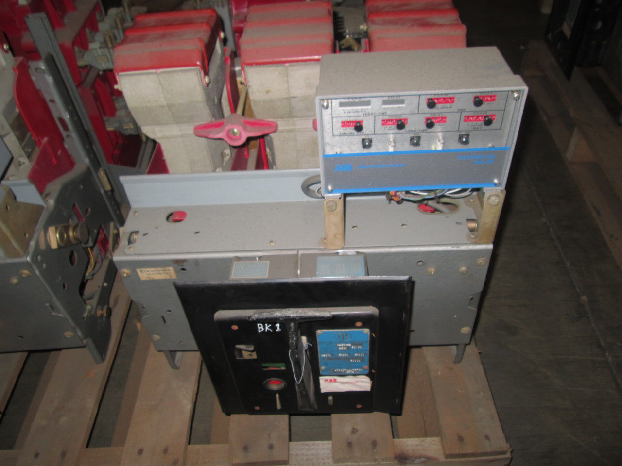 Picture of K-1600-S ITE 1600A 600V Air Circuit Breaker Red MO/DO LIG