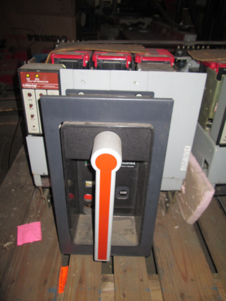 Picture of AKR-6D-50H GE 1600A Frame 1600A Rated 600V MO/DO Air Breaker LSI