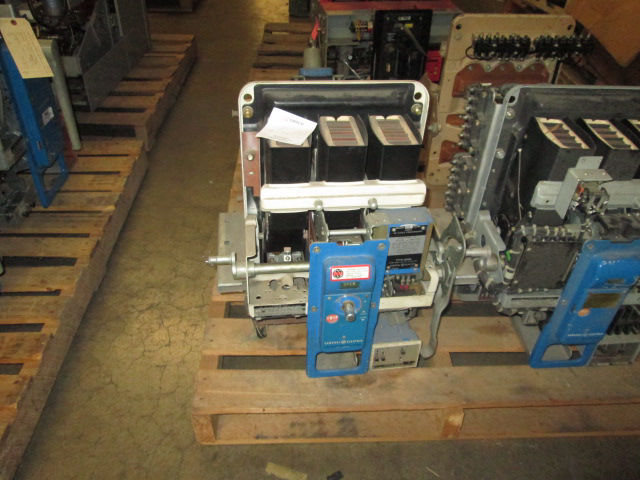 Picture of AK-3A-25 GE 600A Frame 500A Rated 600V MO/DO Air Breaker LI