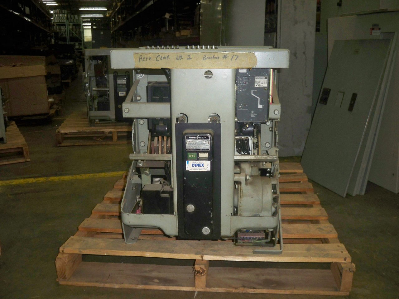 Picture of AK-3A-50 GE 1600A EO/DO Air Breaker LI