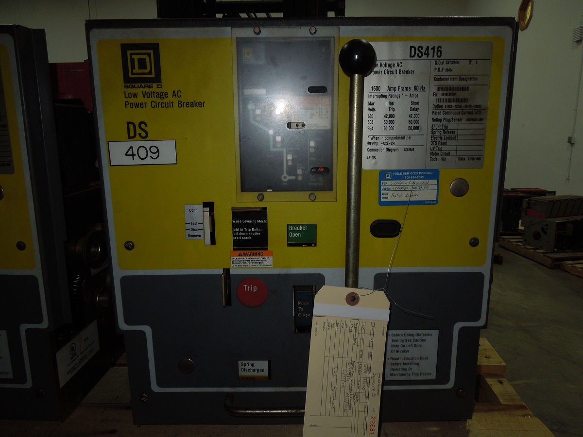 Picture of DS416 Square D 600 Volts 1600 Amps MO/DO Air Breaker LSI