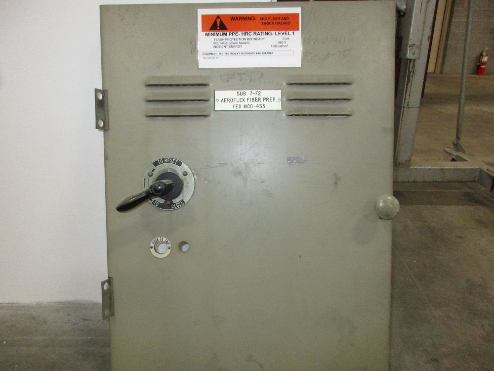 Picture of AE1B GE 600V 600A MO/DO LSI Function Air Breaker