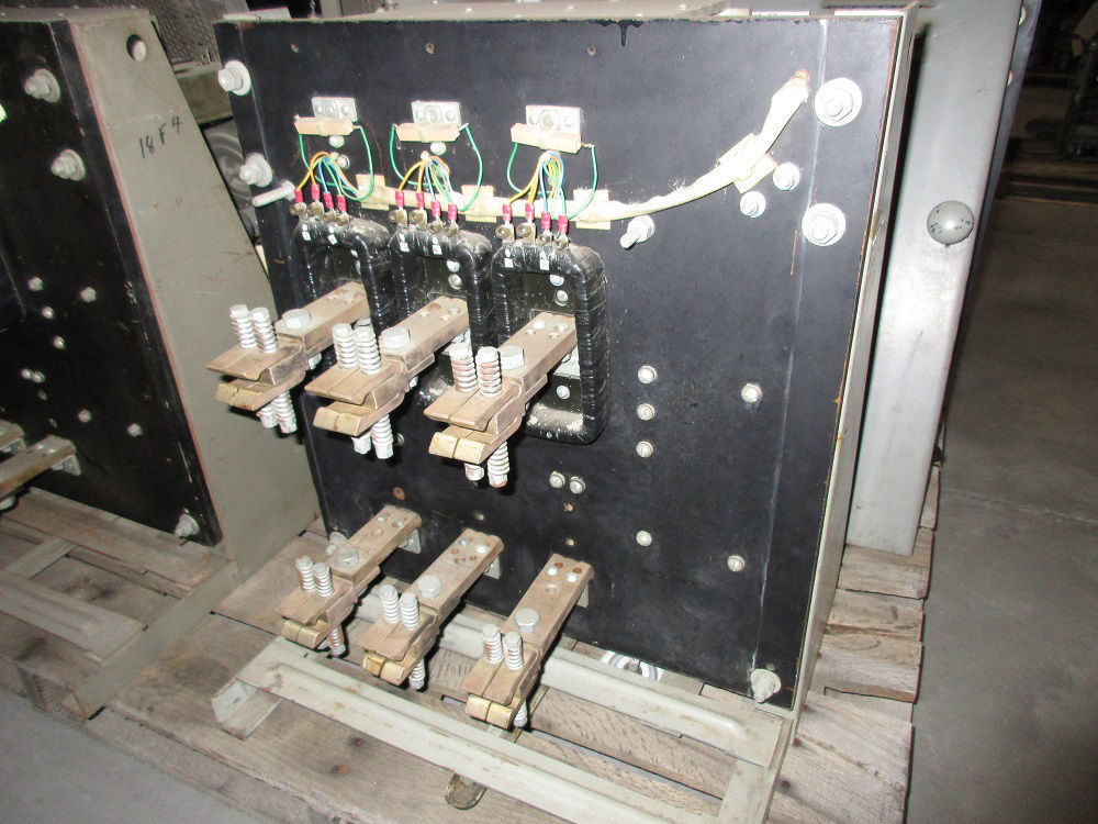 Picture of AE1B GE 600V 600A MO/DO LSI Function Air Breaker