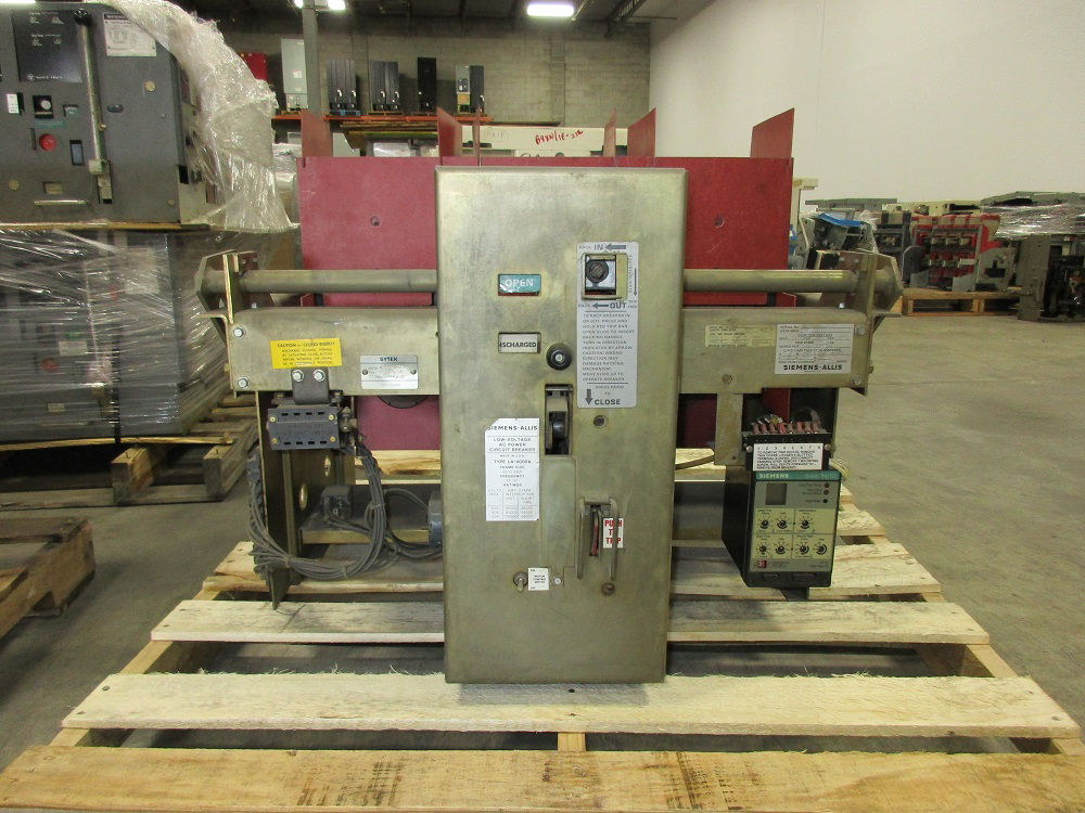 Picture of LA-4000A Siemens-Allis Air Breaker 4000A 600V EO/DO LSIG