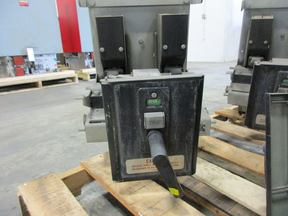 Picture of DB25 Westinghouse Air Breaker 600A 600V MO/DO LI