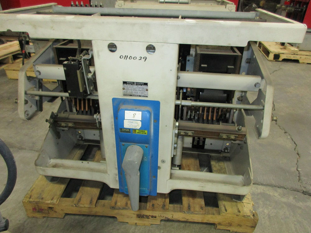 Picture of AK-2A-100-1 GE Air Breaker 4000A 600V MO/DO LI