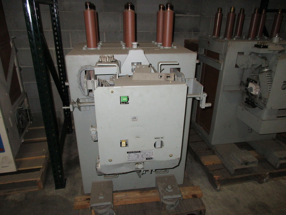 Picture of AM-13.8-500-7H GE Magne-Blast Air Breaker 1200A 15KV EO/DO