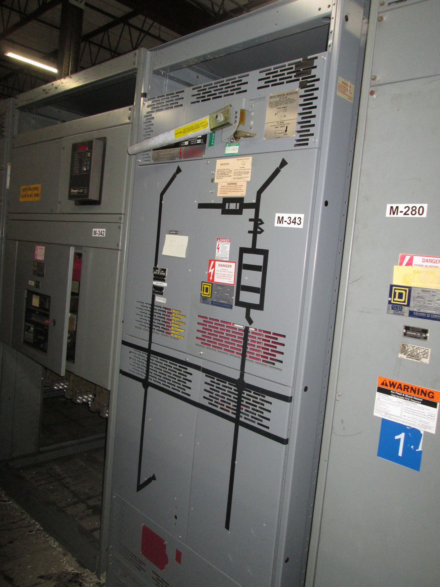 Picture of Square D QED Power Style Switchboard BP03608I | 2500 Amp Rated Fusible | 480Y/277V 3-Phase 4-Wire | NEMA 1 R&G