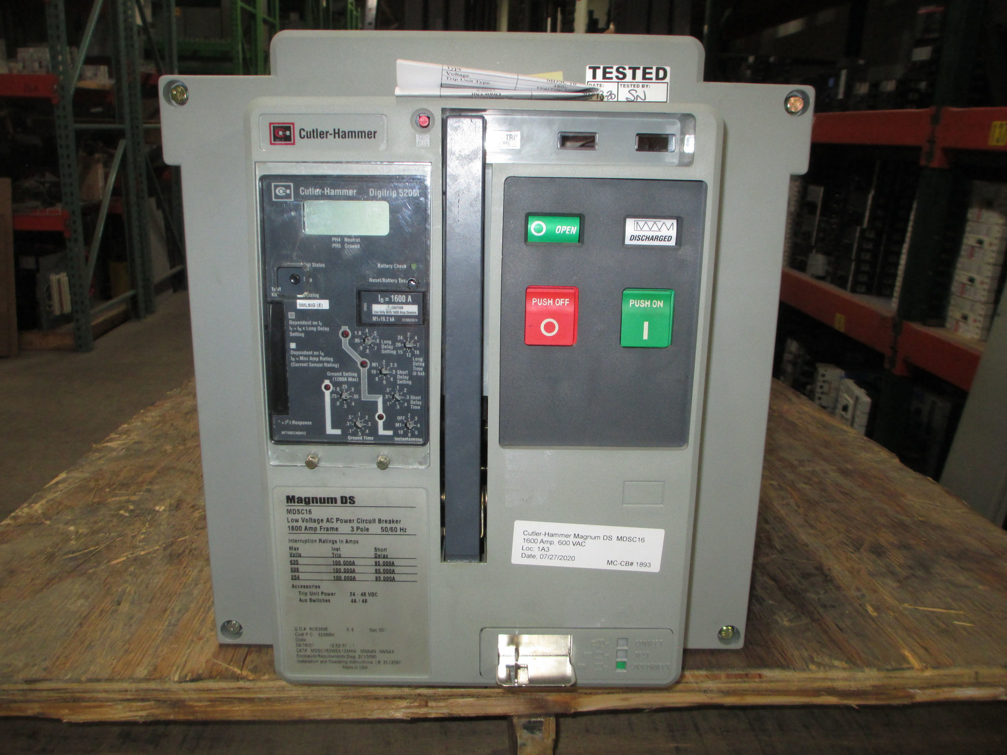 Picture of Cutler-Hammer Magnum DS MDSC16 Circuit Breaker 1600 Amp 600 VAC M/O D/O