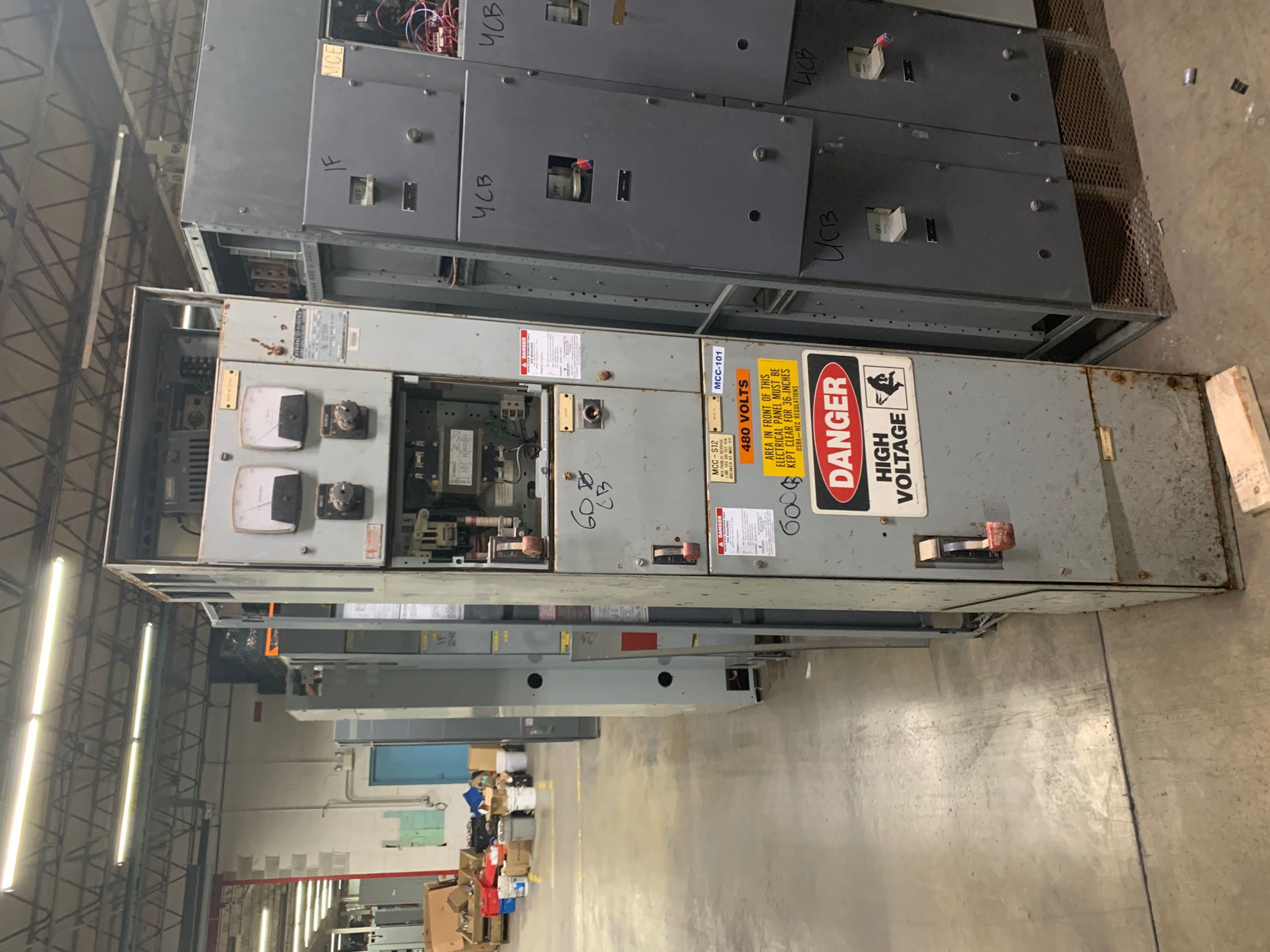 Picture of GE 8000 Series MCC 600 Amp TJL6S Main Breaker 480Y/277 Volt R&G