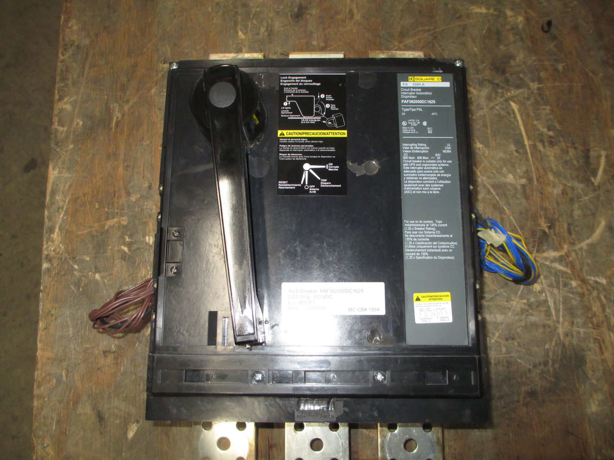 Picture of Square D PAF362000DC1625 Circuit Breaker 2000A 500V DC W/ Aux. Switch M/O F/M