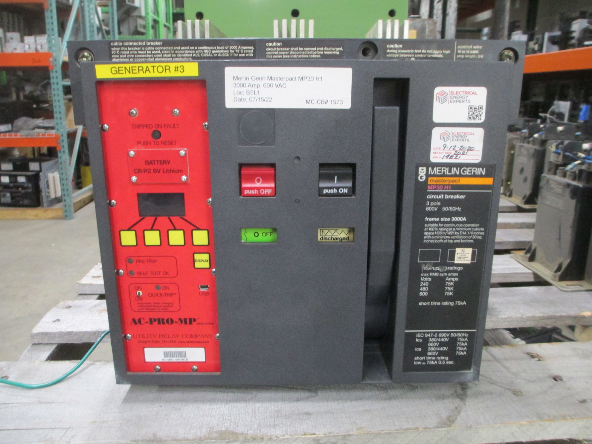 Picture of Merlin Gerin Masterpact MP30 H1 Circuit Breaker 3000A 600 VAC