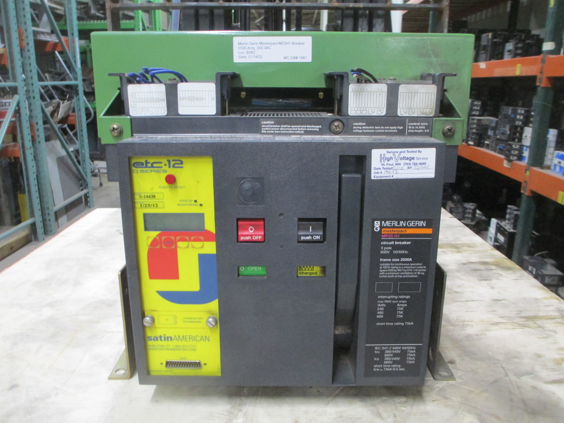 Picture of Merlin Gerin MasterPact MP25 H1 Circuit Breaker 2500A 600 VAC E/O F/M