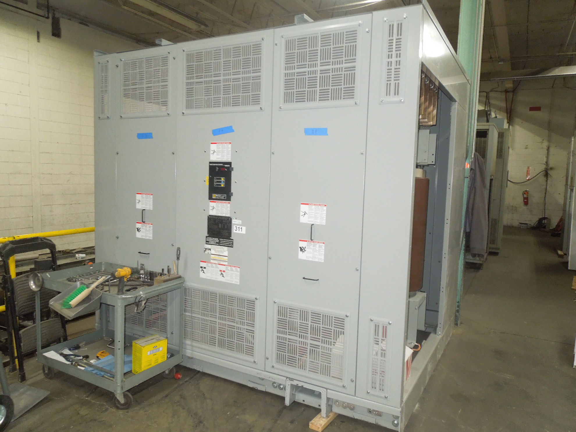 Picture of Square D Medium Voltage Dry Type Transformer | 2500/3333 KVA 12470-480Y/277 Volt | 3 Phase NEMA 1 R&G
