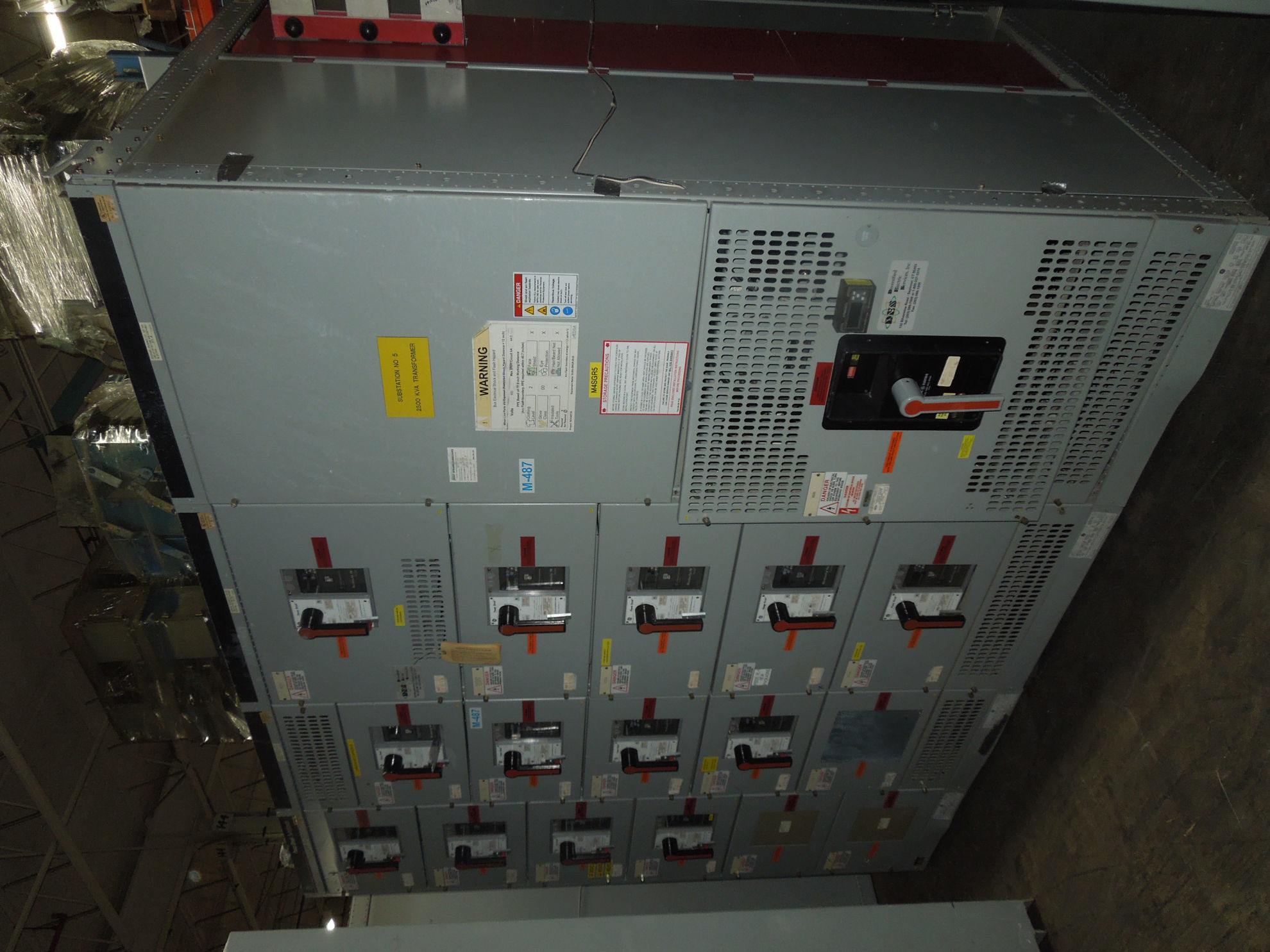 Picture of GE AV-Line PowerBreak Switchboard 4000 Amp 480/277 Volt 3PH 4W NEMA 1 R&G