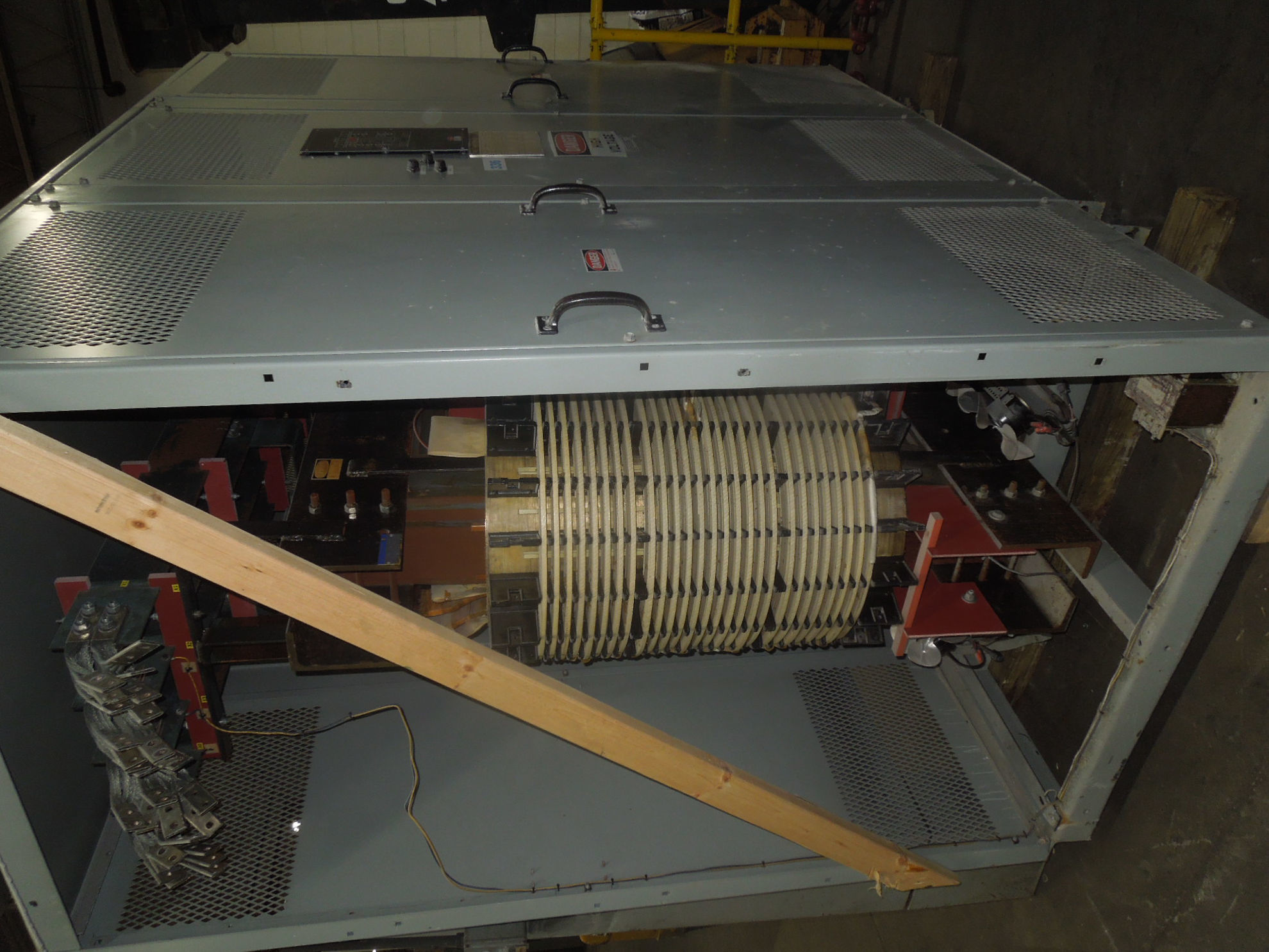 Picture of Square D/ Sorgel Medium Voltage Dry Type Transformer | 1500/2000 KVA 13200-480Y/277 Volt | 3 Phase NEMA 1 R&G