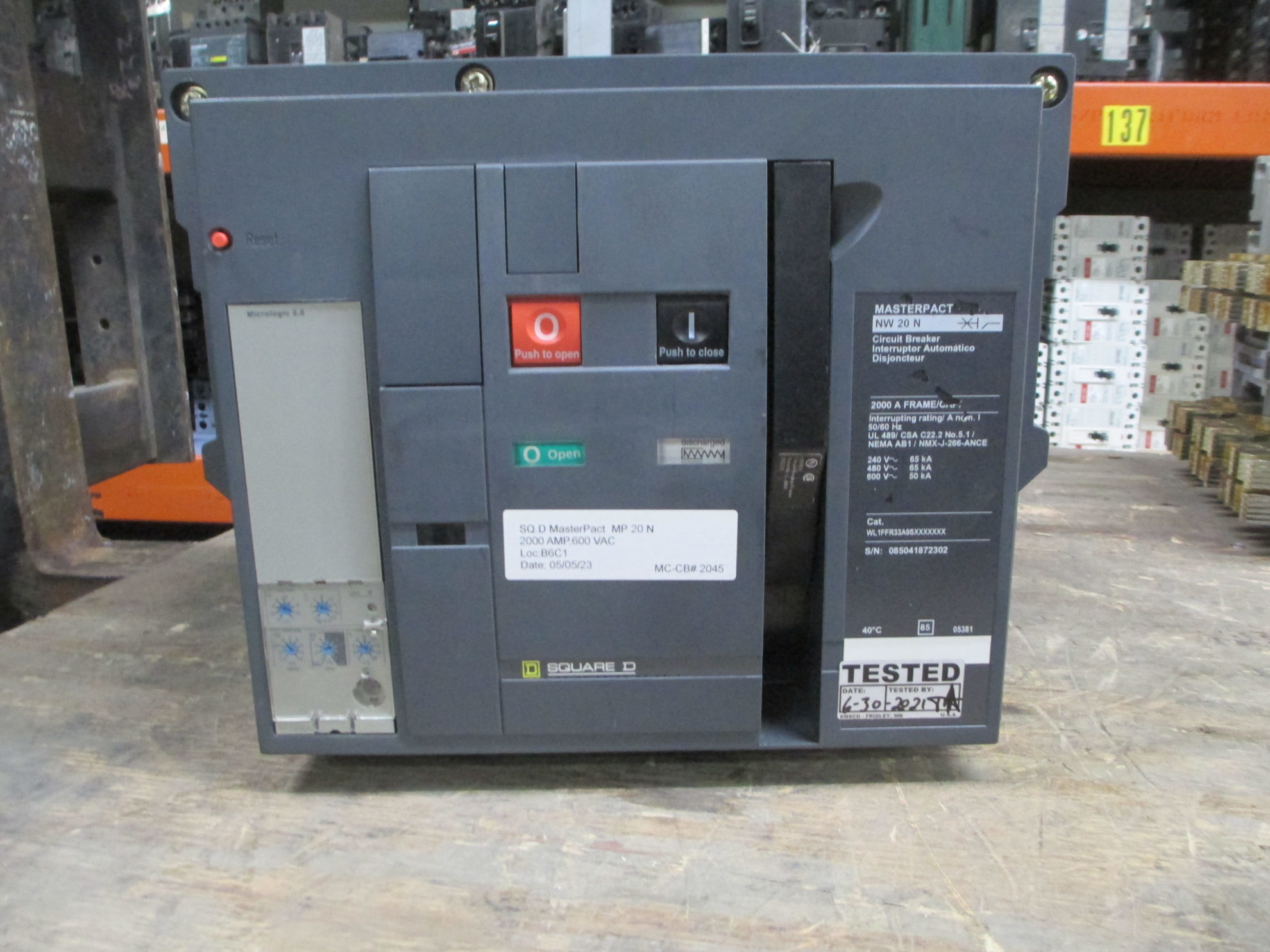 Picture of Square D MasterPact NW20N Circuit Breaker 2000 Amp 600 Volt AC E/O D/O