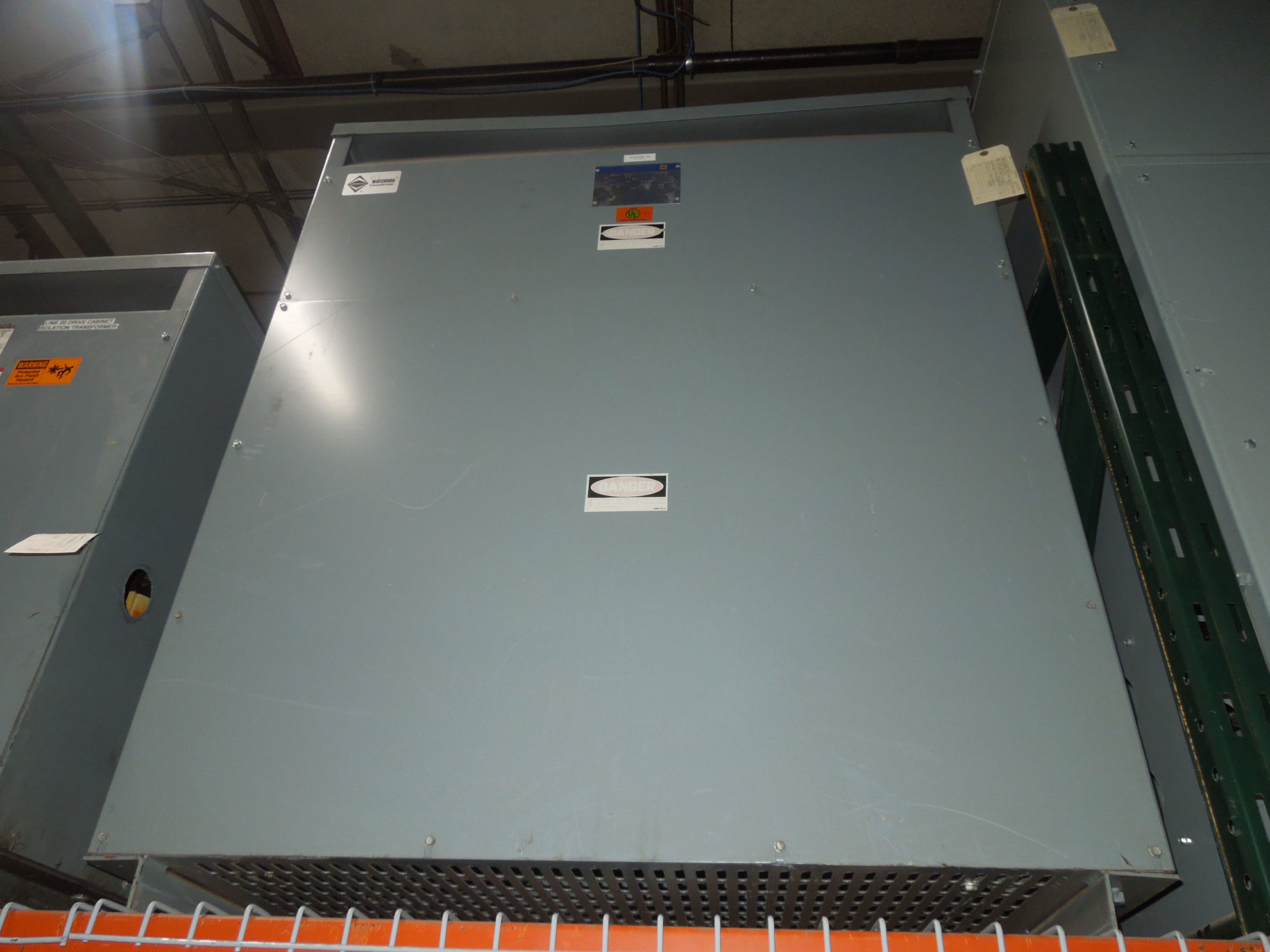 Picture of General Electric Low Voltage Dry Type Transformer | 300 KVA 480-208Y/120 Volt | 3 Phase NEMA 1 R&G