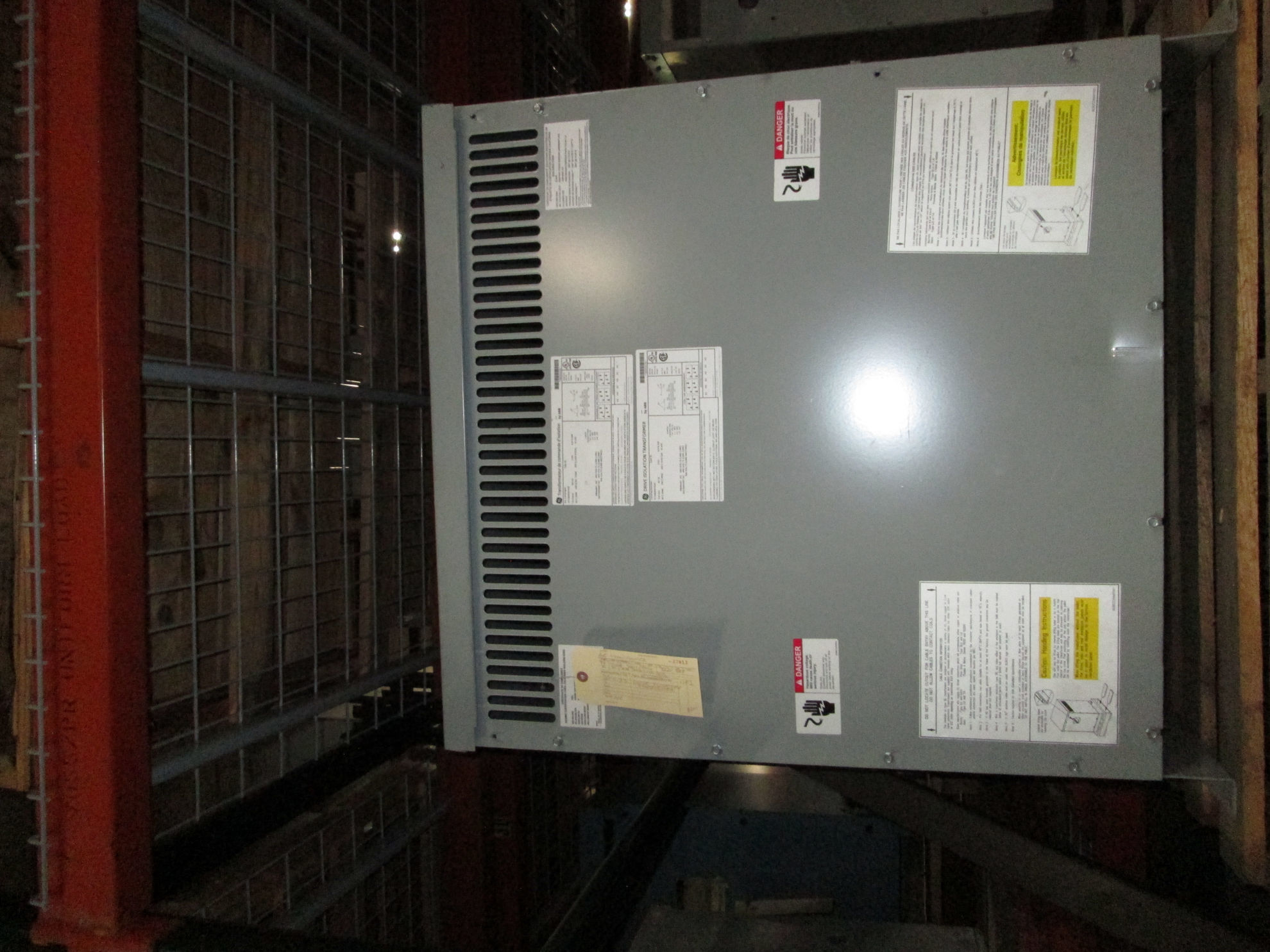 Picture of General Electric Low Voltage Dry Type Transformer | 75 KVA 460-460Y/266 Volt | 3 Phase NEMA 1 R&G