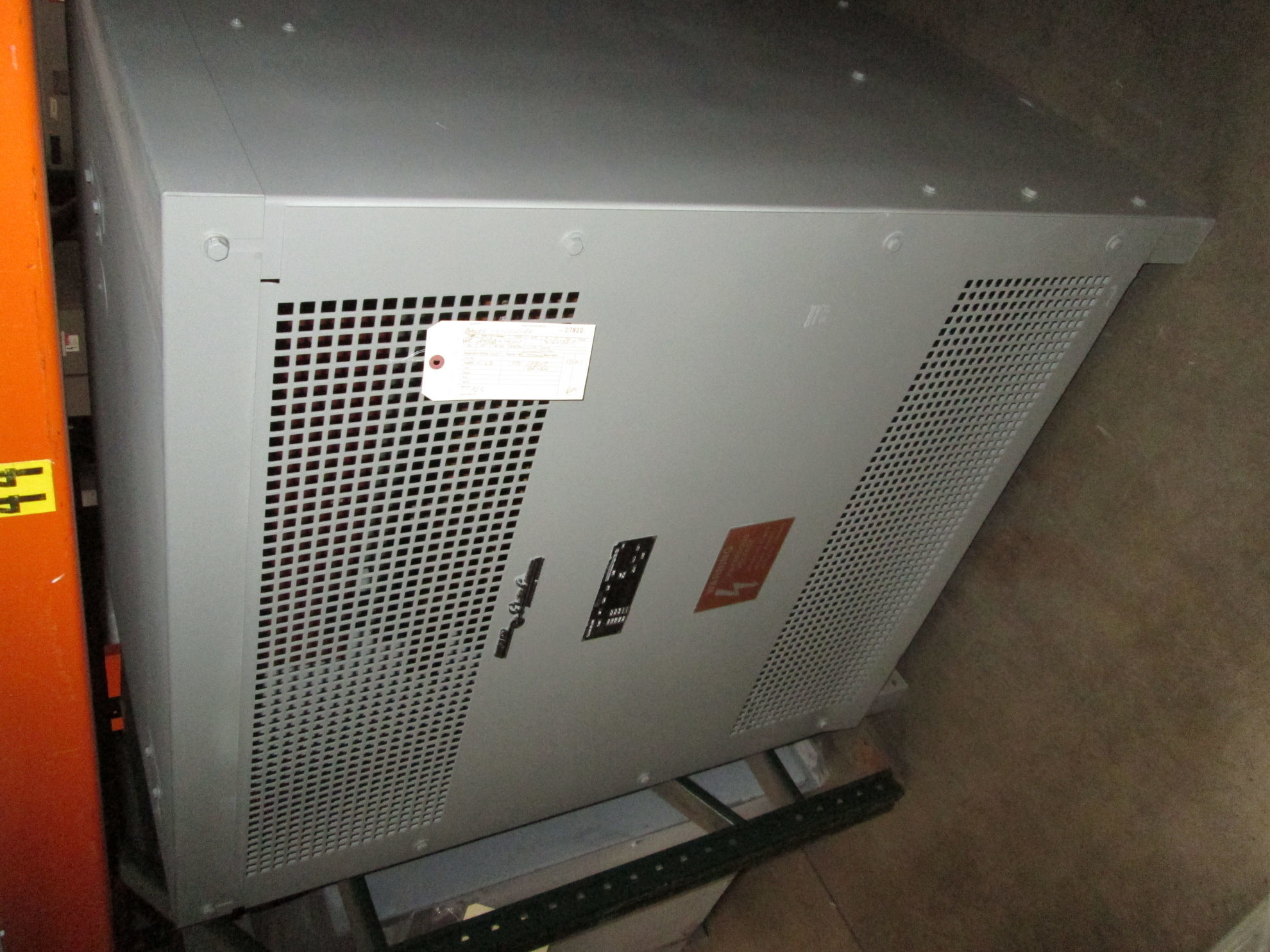 Picture of Basler Medium Voltage Dry Type Transformer | 165 KVA 2400-460 Volt | 3 Phase NEMA 1 R&G