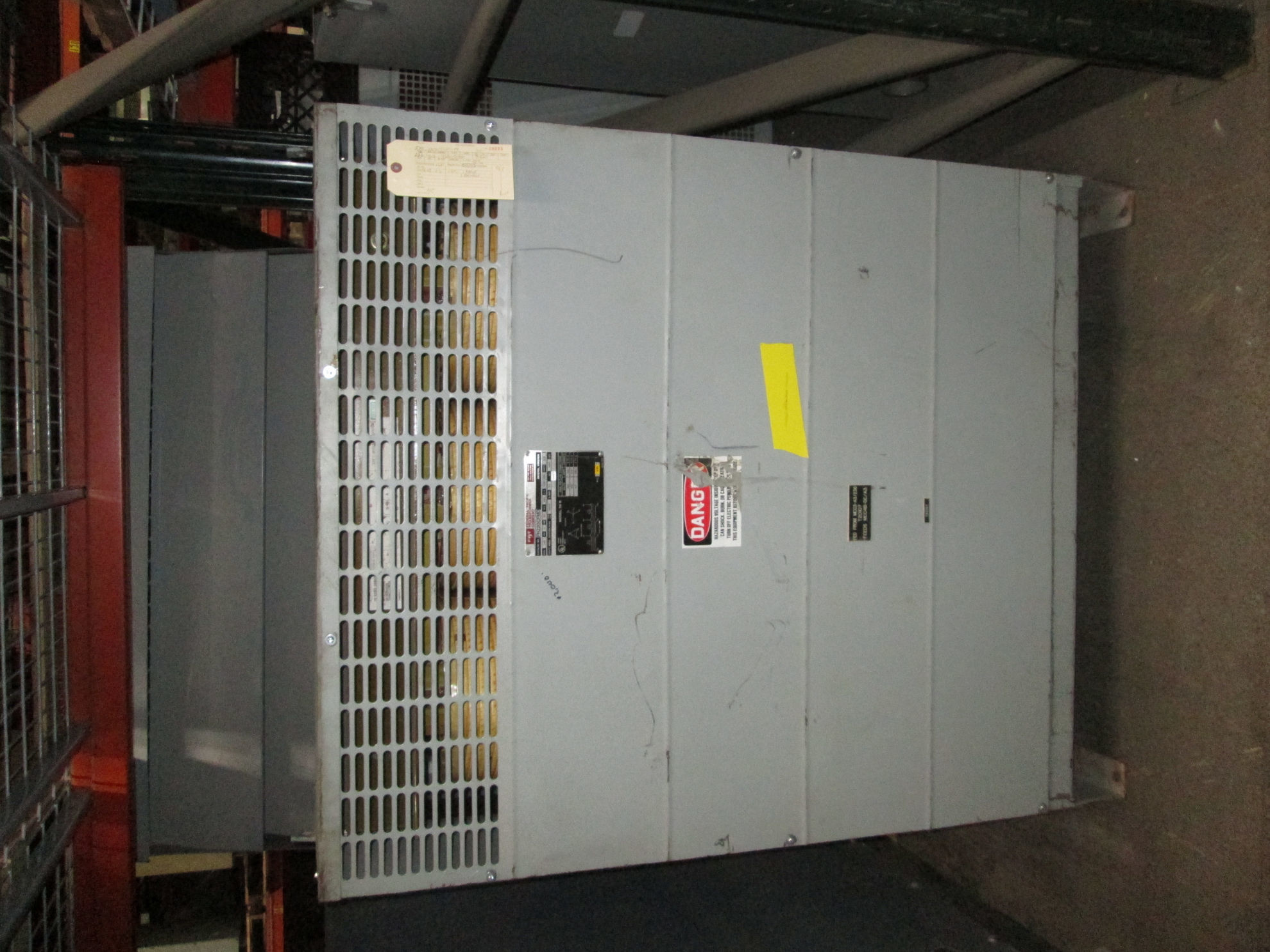 Picture of Federal Pacific Low Voltage Dry Type Transformer | 220 KVA 460-460Y/266 Volt | 3 Phase NEMA 1 R&G