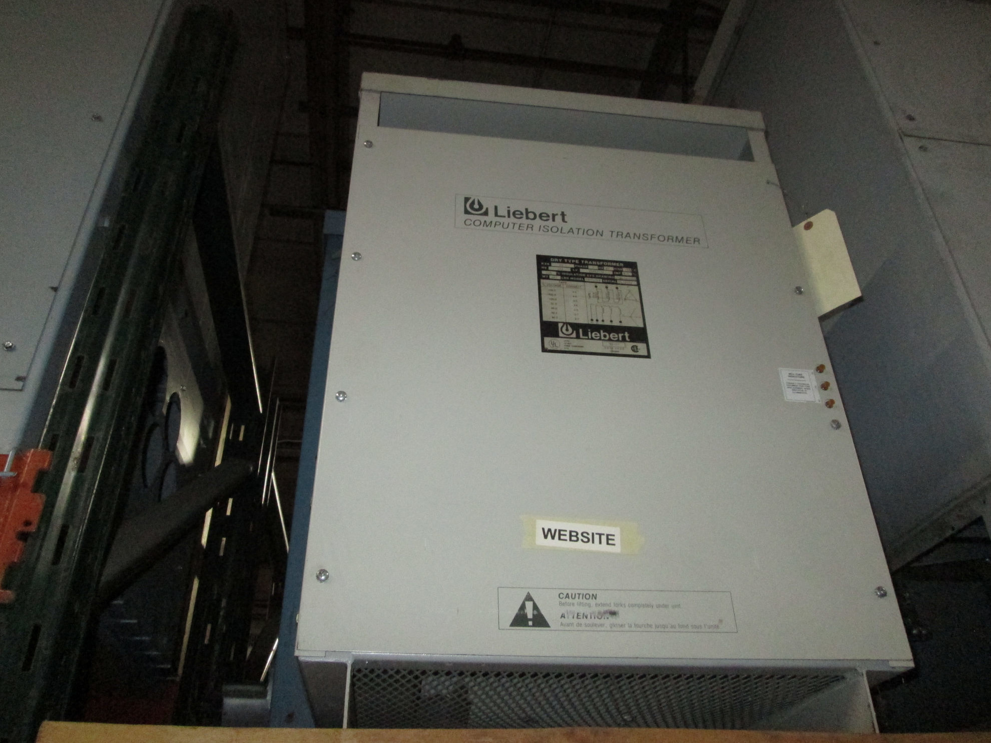 Picture of Liebert Low Voltage Dry Type Transformer | 15 KVA 208-208Y/120 Volt | 3 Phase NEMA 1 R&G
