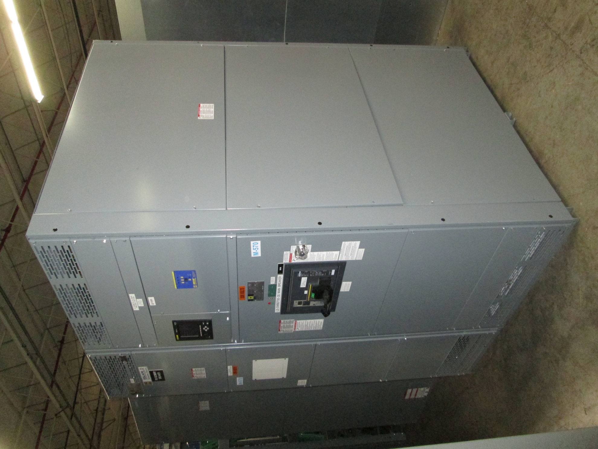 Picture of Square D Power Style Switchboard RG1600 | 1600 Amp Main Breaker | 208Y/120V 3-Phase 4-Wire | NEMA 1 R&G