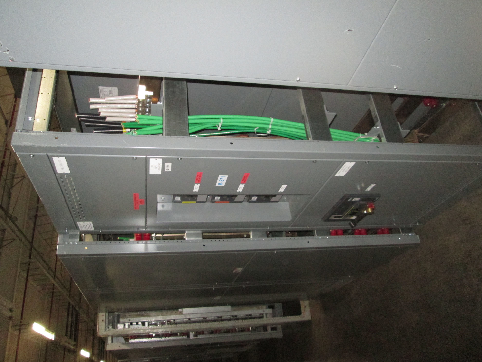Picture of Square D Dead Front Switchboard RG2000 | 2000 Amp Main Breaker | 208Y/120V 3-Phase 4-Wire | NEMA 1 R&G
