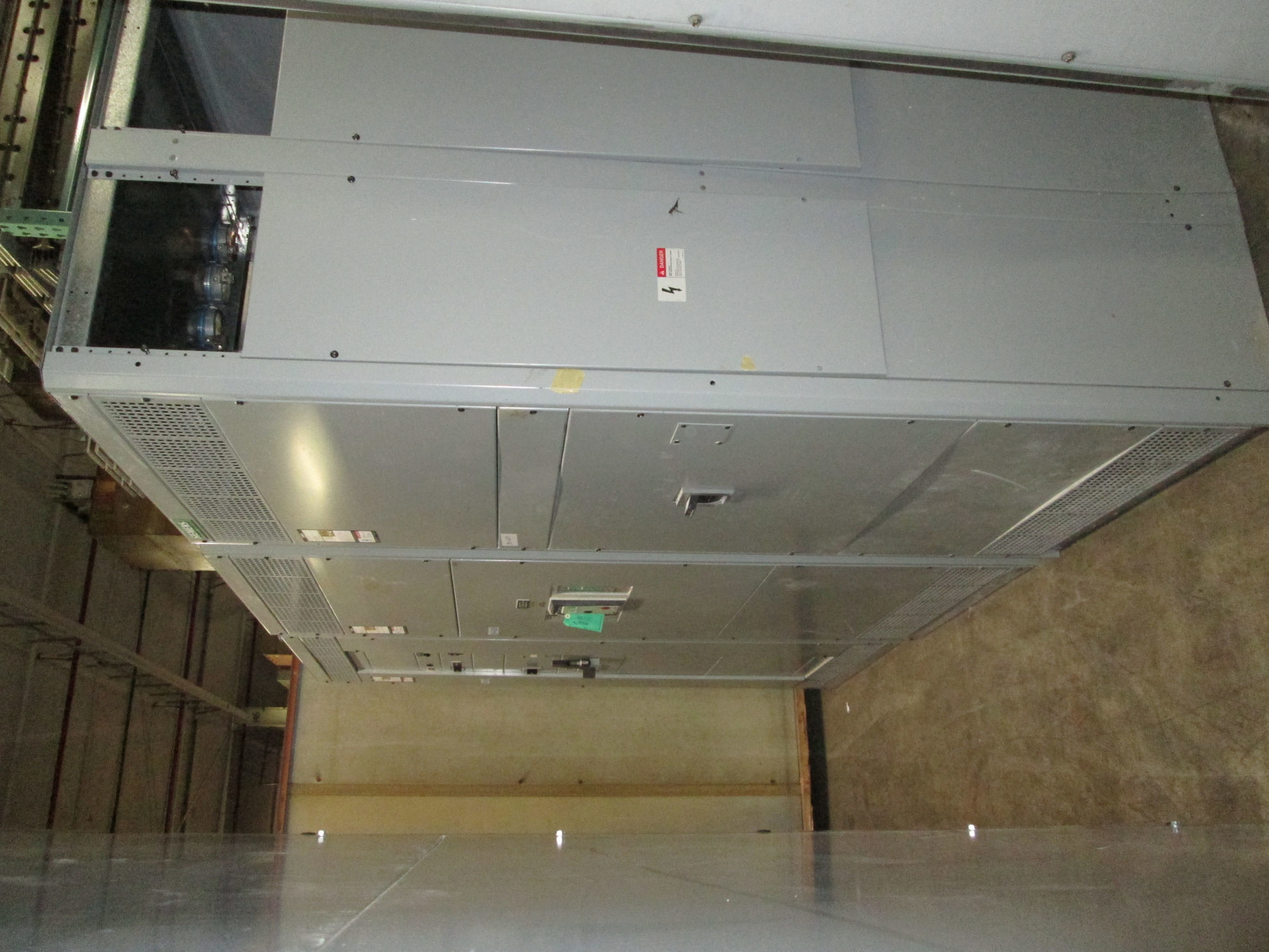 Picture of Siemens SB3 Switchboard SBS4025 | 2500 Amp Main Breaker | 480Y/277V 3-Phase 4-Wire | NEMA 1 R&G