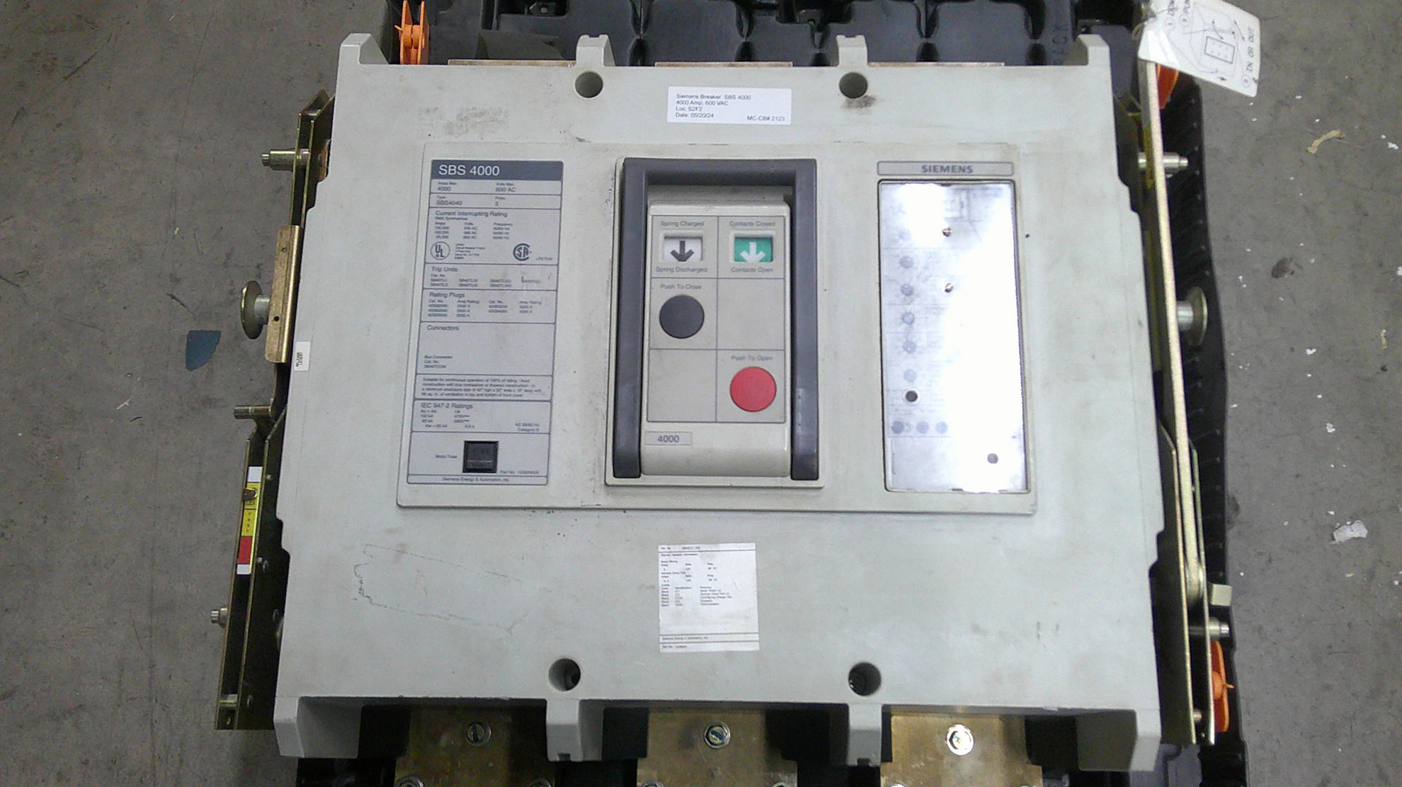 Picture of Siemens SBS4000 Circuit Breaker 4000 Amp 600 Volt AC E/O D/O