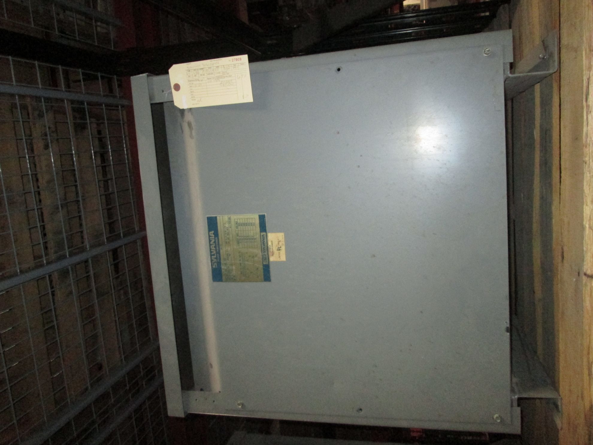 Picture of Sylvania Low Voltage Dry Type Transformer | 45 KVA 480-208Y/120 Volt | 3 Phase NEMA 1 R&G