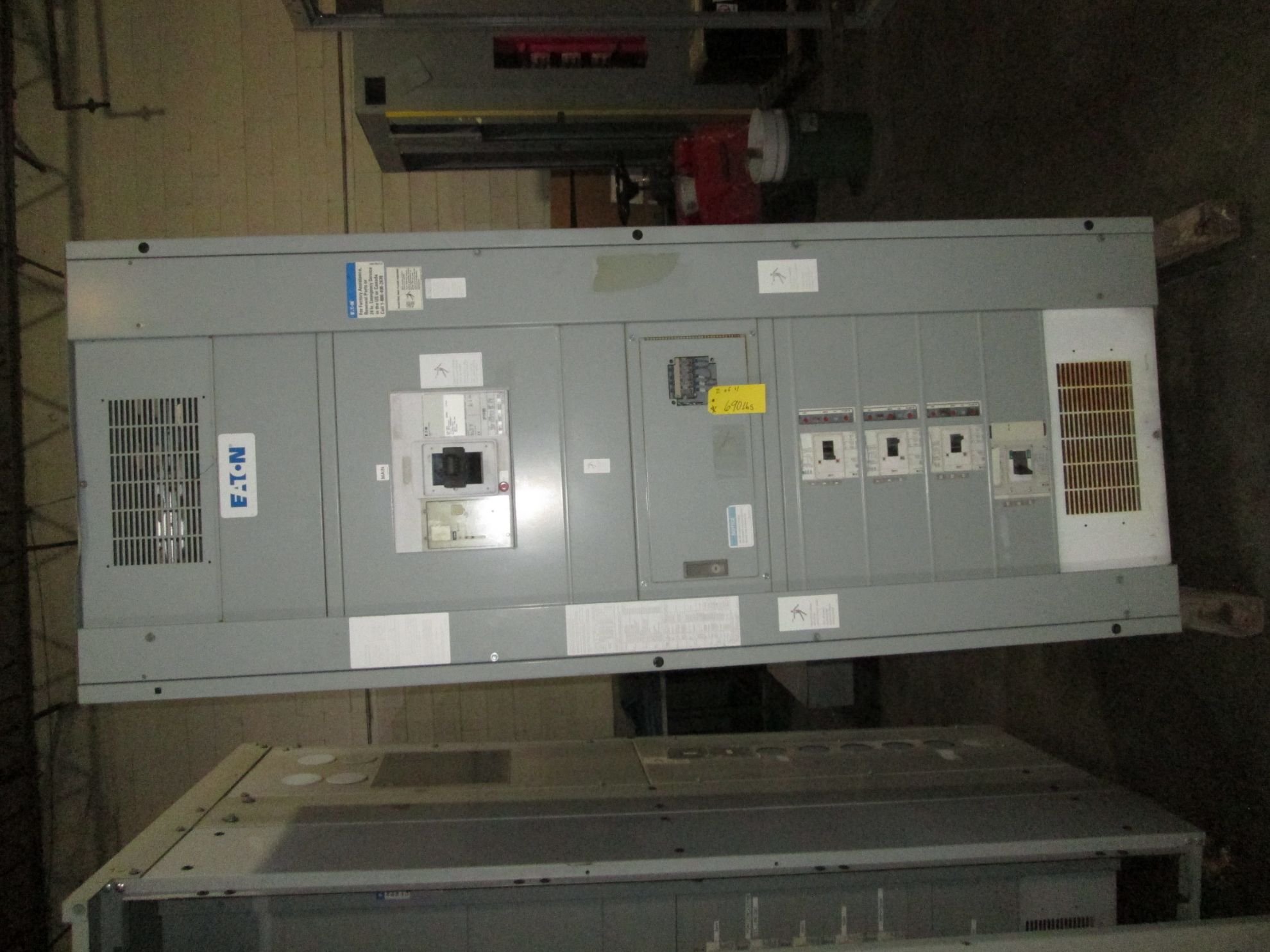 Picture of Eaton Pow-R-Line Switchboard 1600 Amp 480Y/277 Volt 3Ph 4W NEMA 1 R&G