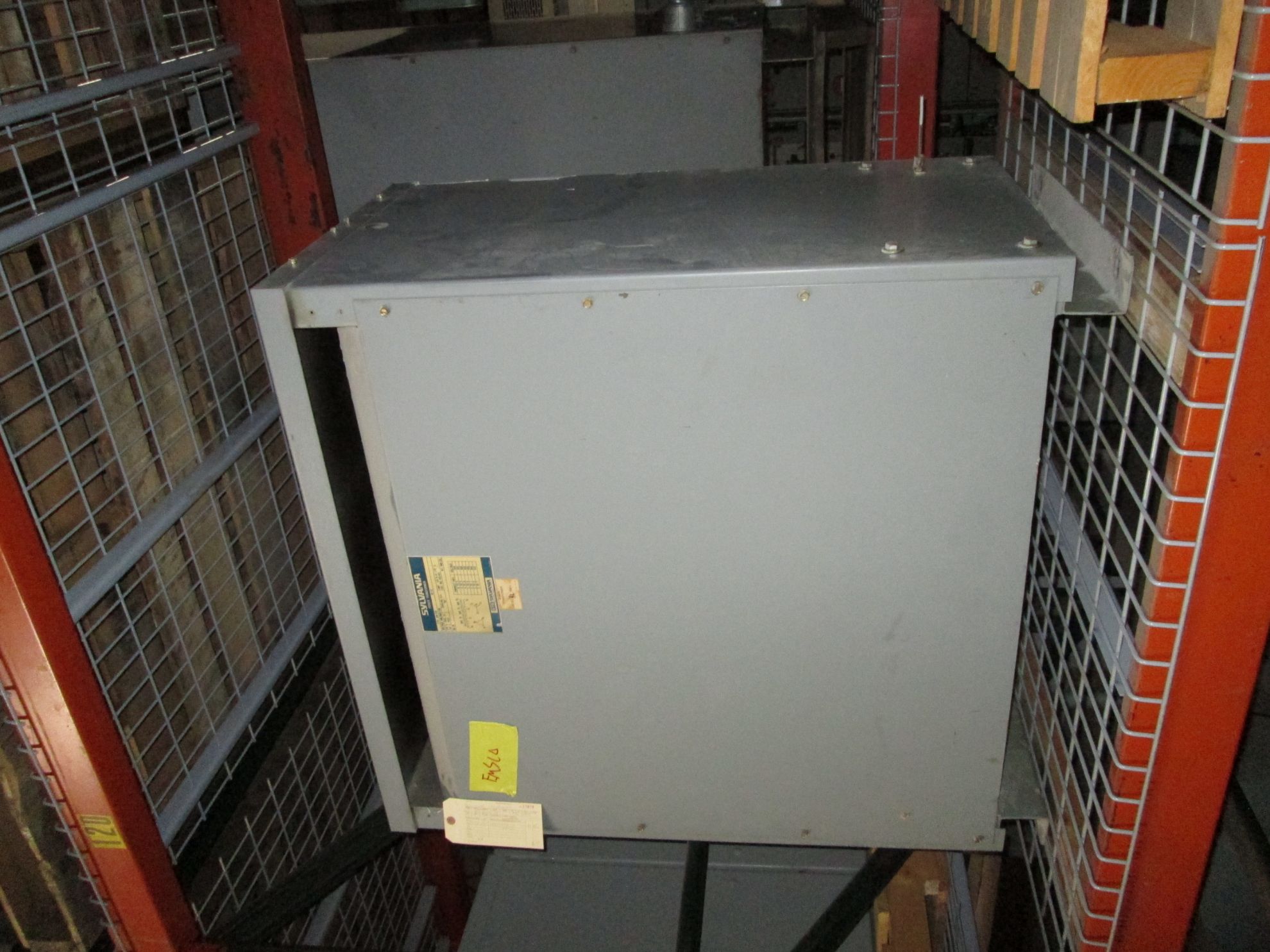 Picture of Sylvania Low Voltage Dry Type Transformer | 150 KVA 480-208Y/120 Volt | 3 Phase NEMA 1 R&G
