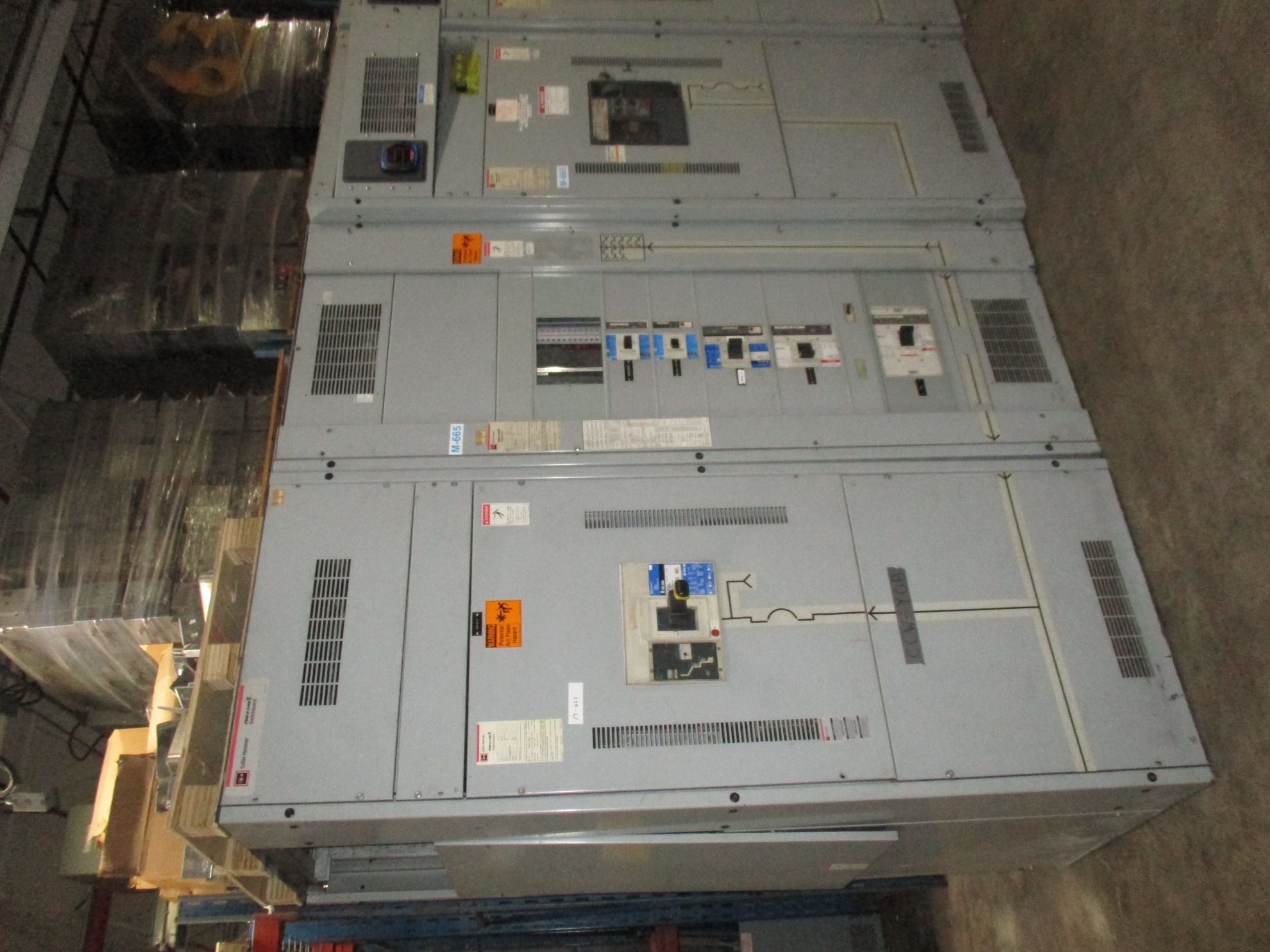 Picture of Cutler-Hammer Pow-R-Line Switchboard 3000 Amp 480Y/277 Volt 3 Ph 4 W NEMA 1 R&G