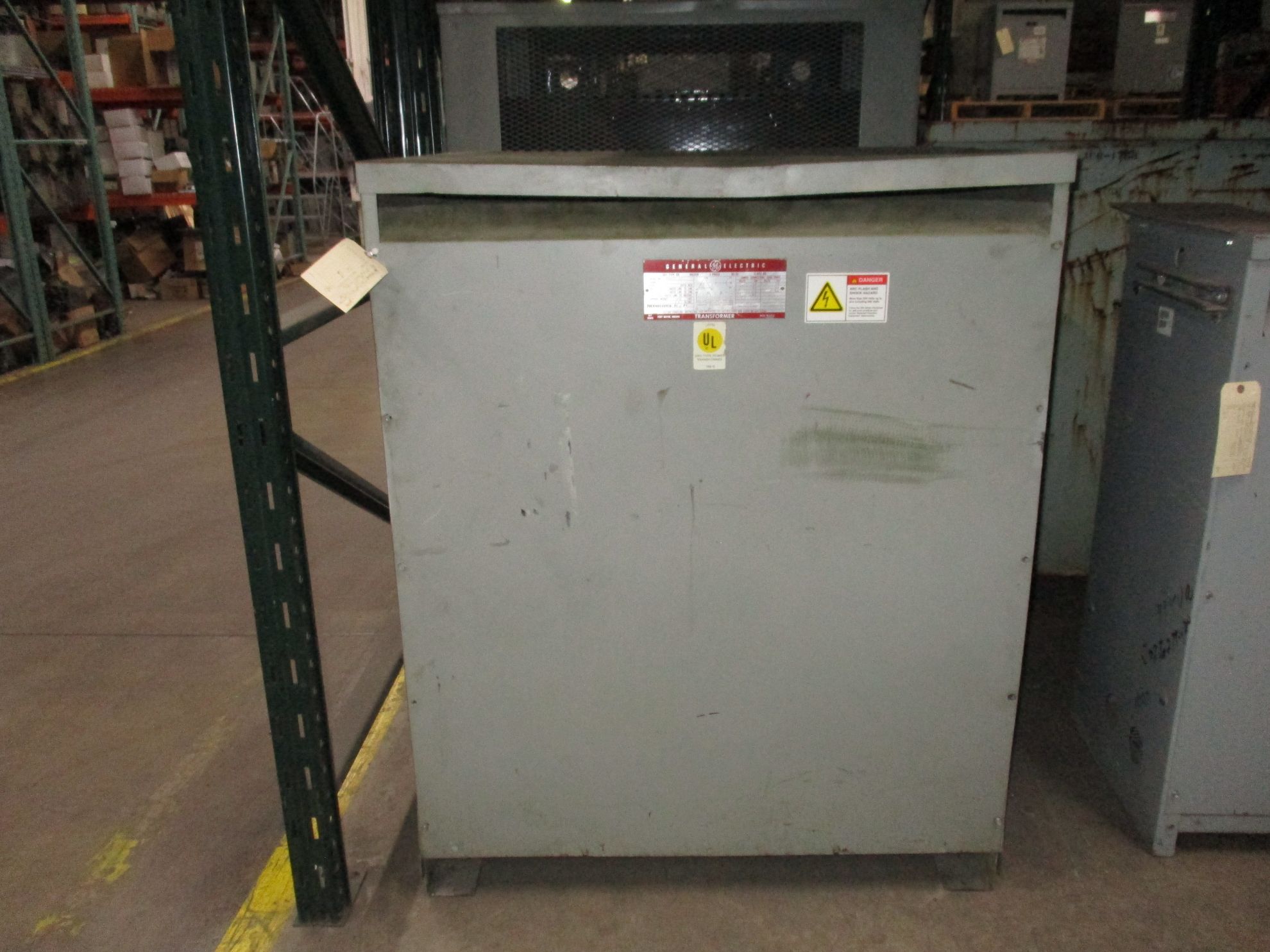 Picture of General Electric Low Voltage Dry Type Transformer | 300 KVA 460-416/240 Volt | 3 Phase NEMA 1 R&G