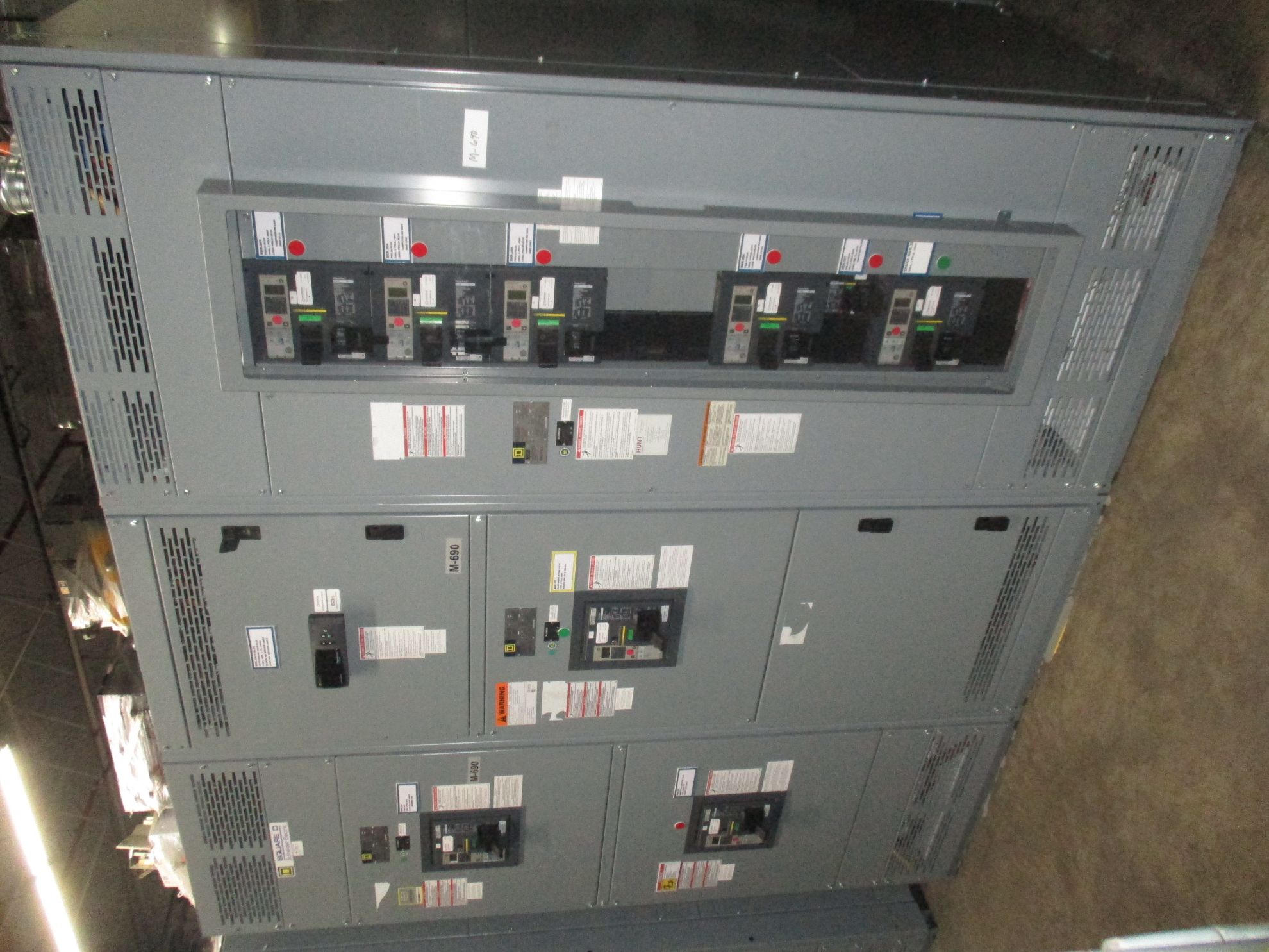 Picture of Square D QED Power Style Switchboard PJ 1200 | 1200 Amp Main Breaker | 480V 3-Phase 3-Wire | NEMA 1 R&G