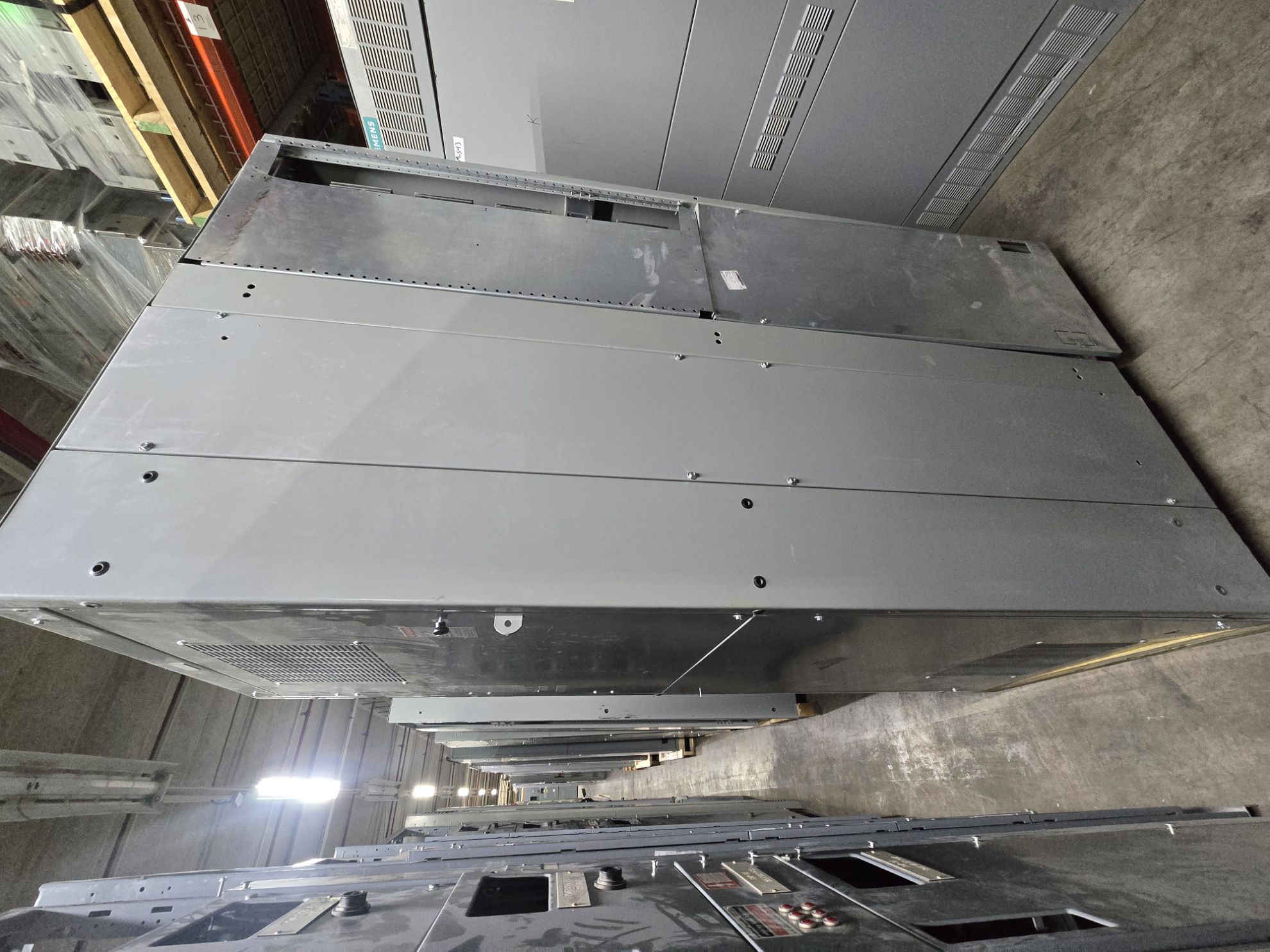 Picture of Eaton Pow-R-Line Switchboard SBN64N | 4000 Amp Main Breaker | 480Y/277V 3-Phase 4-Wire | NEMA 1 R&G